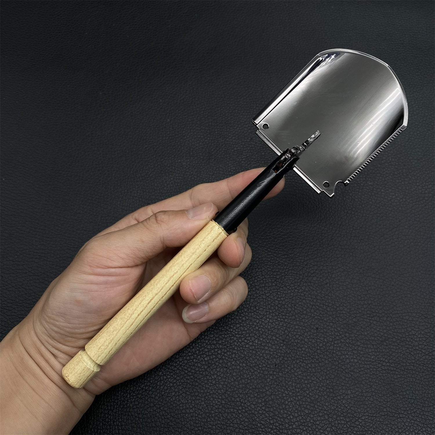 Arena Breakout Game Knife Metal Replica For Collection Folding Shovel - Tophatter Daily Deals