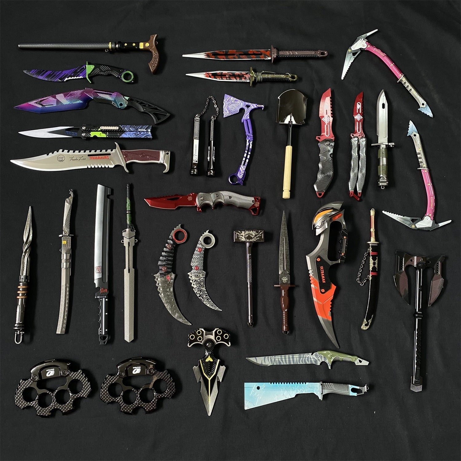 Arena Breakout Game Knife Metal Replica For Collection - Tophatter Daily Deals