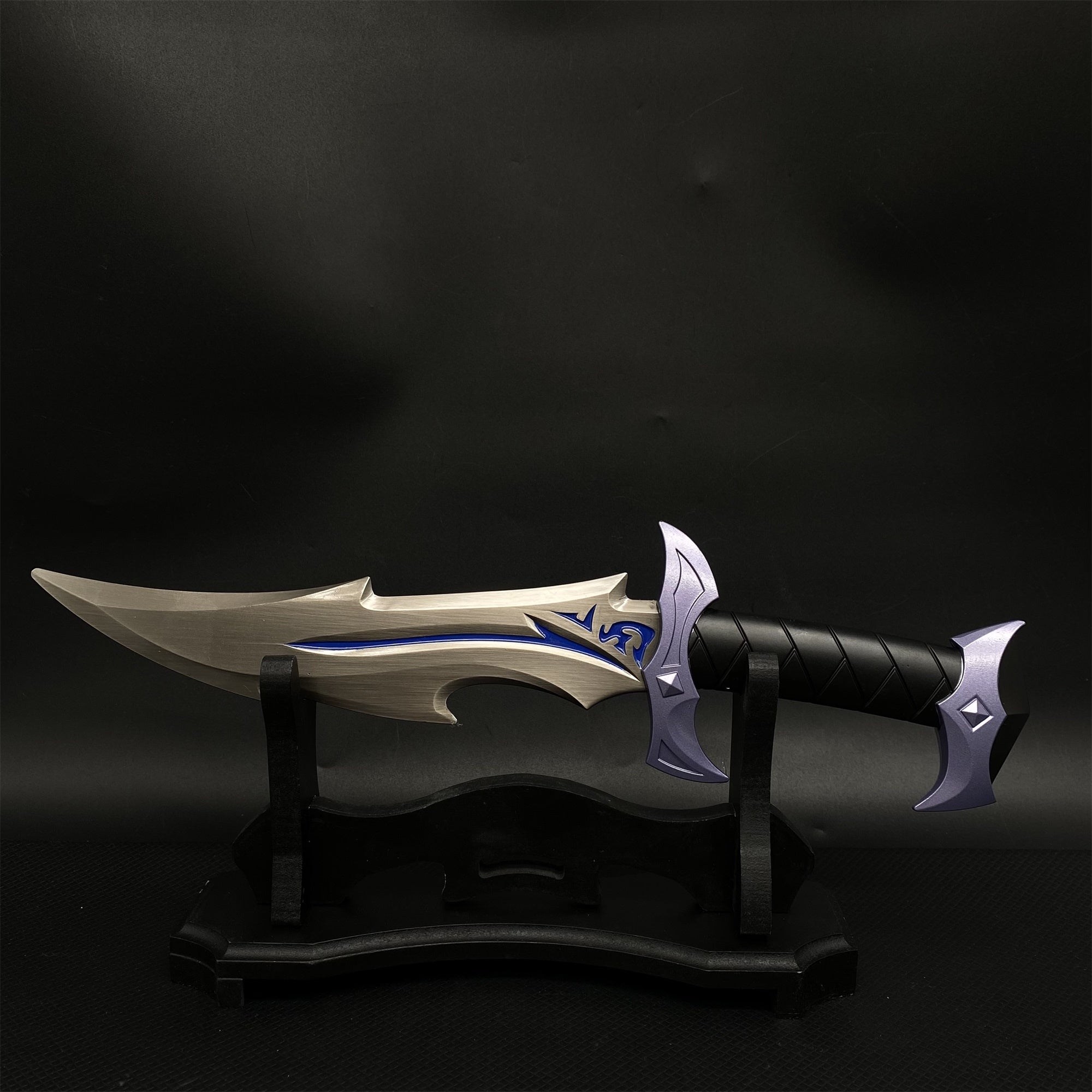 Reaver Knife Metal Blunt Blade Dagger Prop Replica - Tophatter Daily Deals