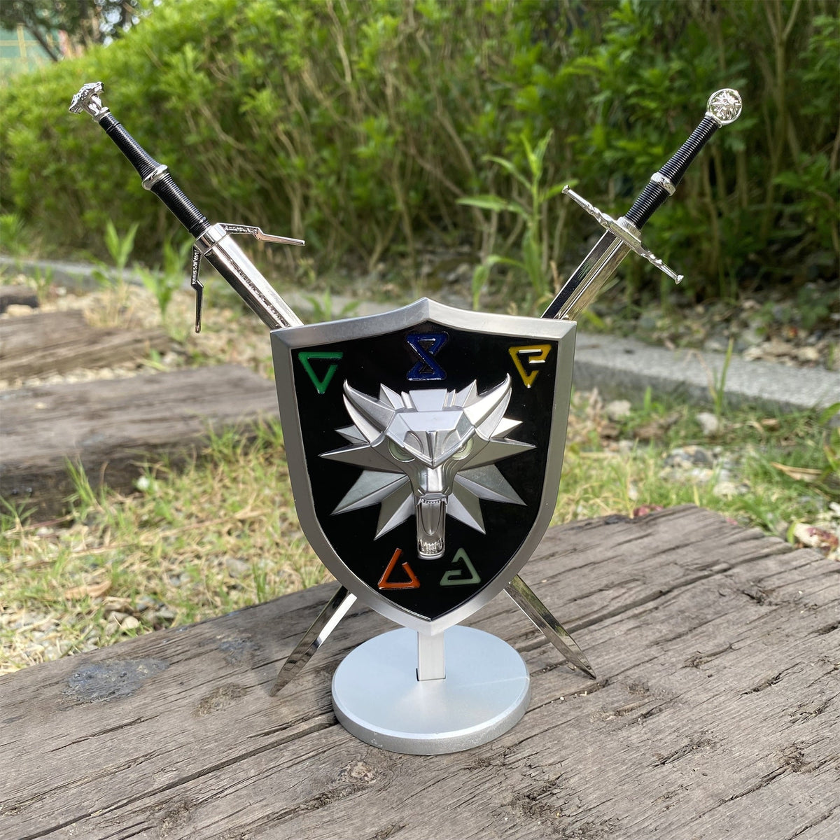 Geralt Wolf School Shield & Swords USA Only - Tophatter Daily Deals