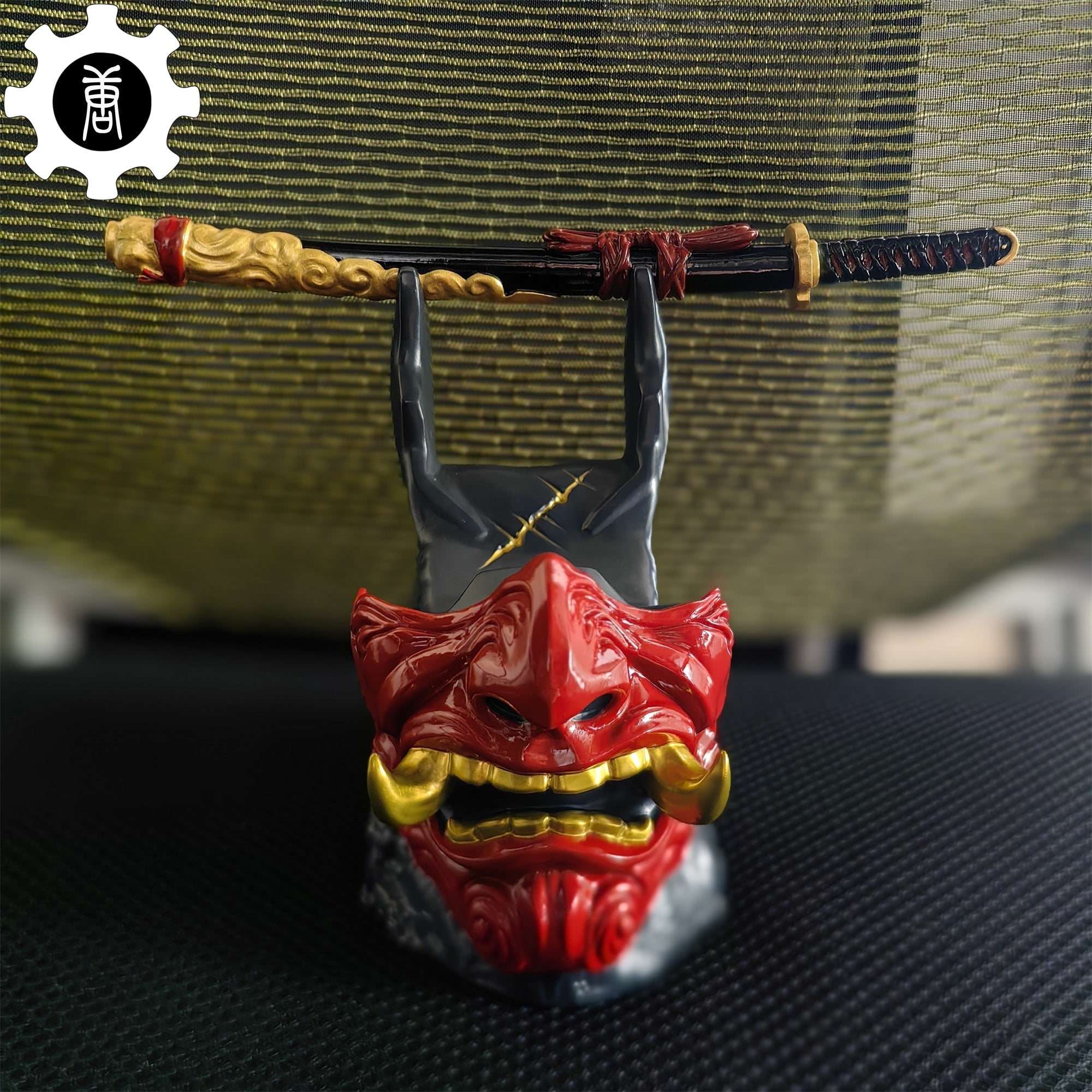 Ghost Oni Samurai Helmet Gaming Controller Stand - Tophatter Daily Deals