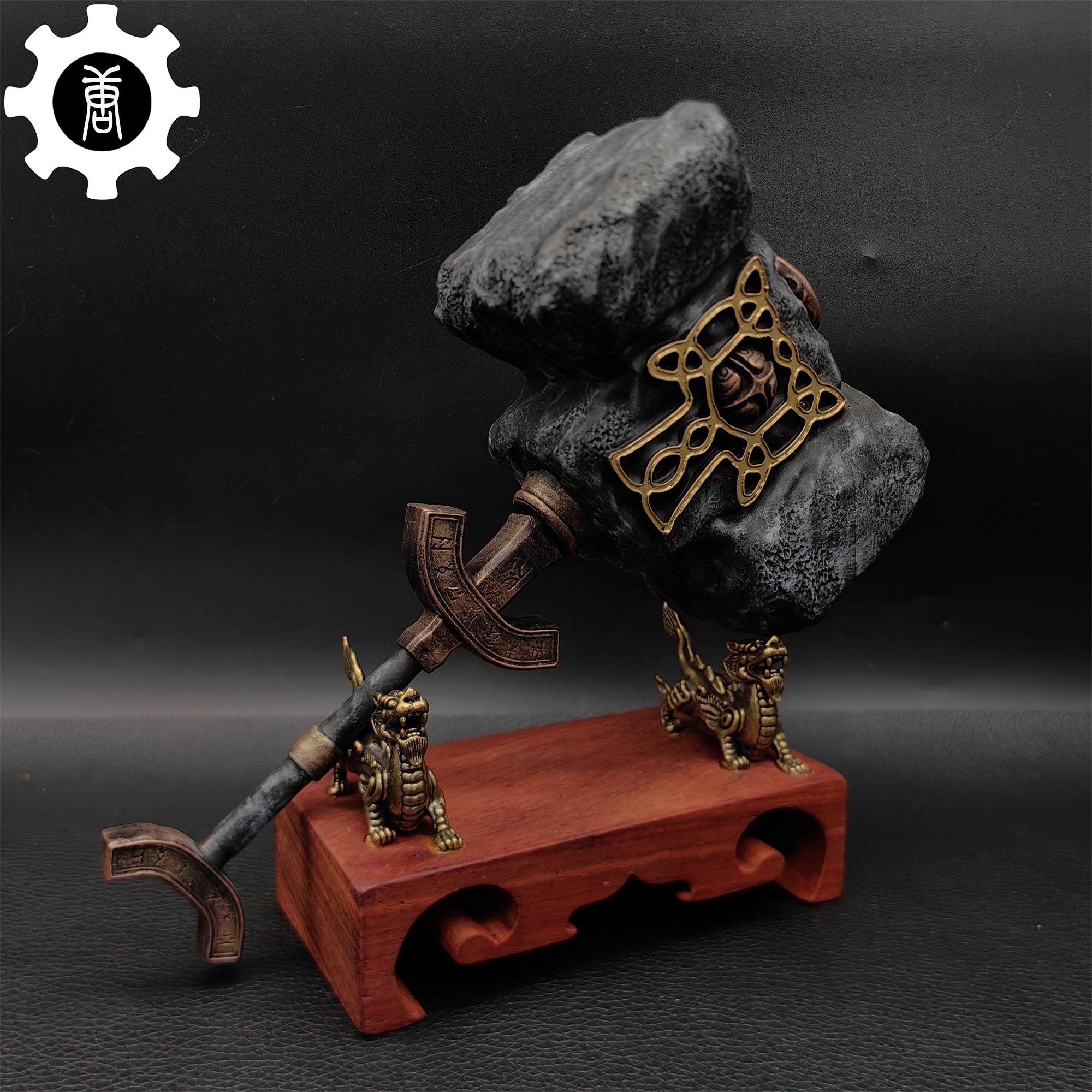 3D Printed 1: 6 Scale Giant-Crusher Hammer - Tophatter Daily Deals