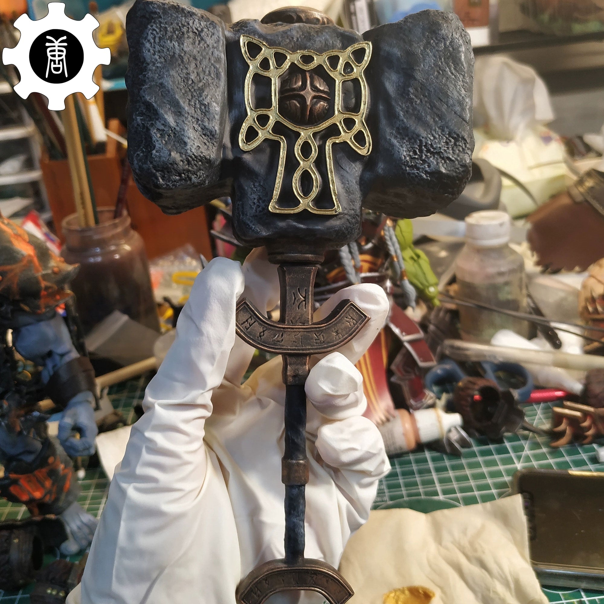 3D Printed 1: 6 Scale Giant-Crusher Hammer - Tophatter Daily Deals