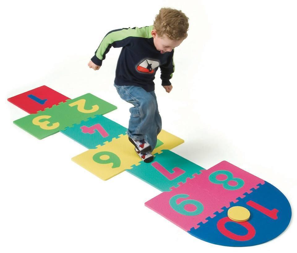 Giant Hopscotch Set - Giant Hop Scotch Indoor Outdoor Garden Family Hopscotch Game Set 210cm x 60cm Sports & Outdoor - Tophatter Daily Deals