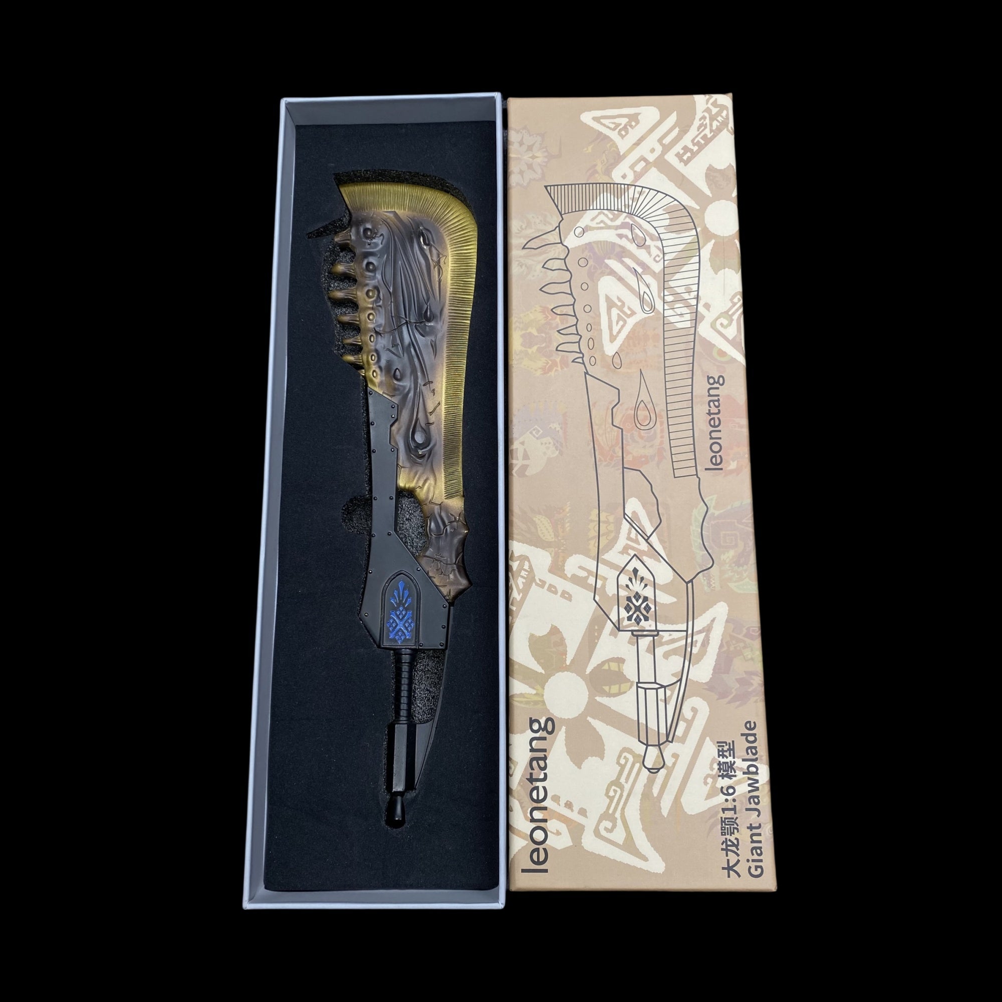 1/6 Scale MH Giant JawBlade Great Sword Metal Miniature - Tophatter Daily Deals