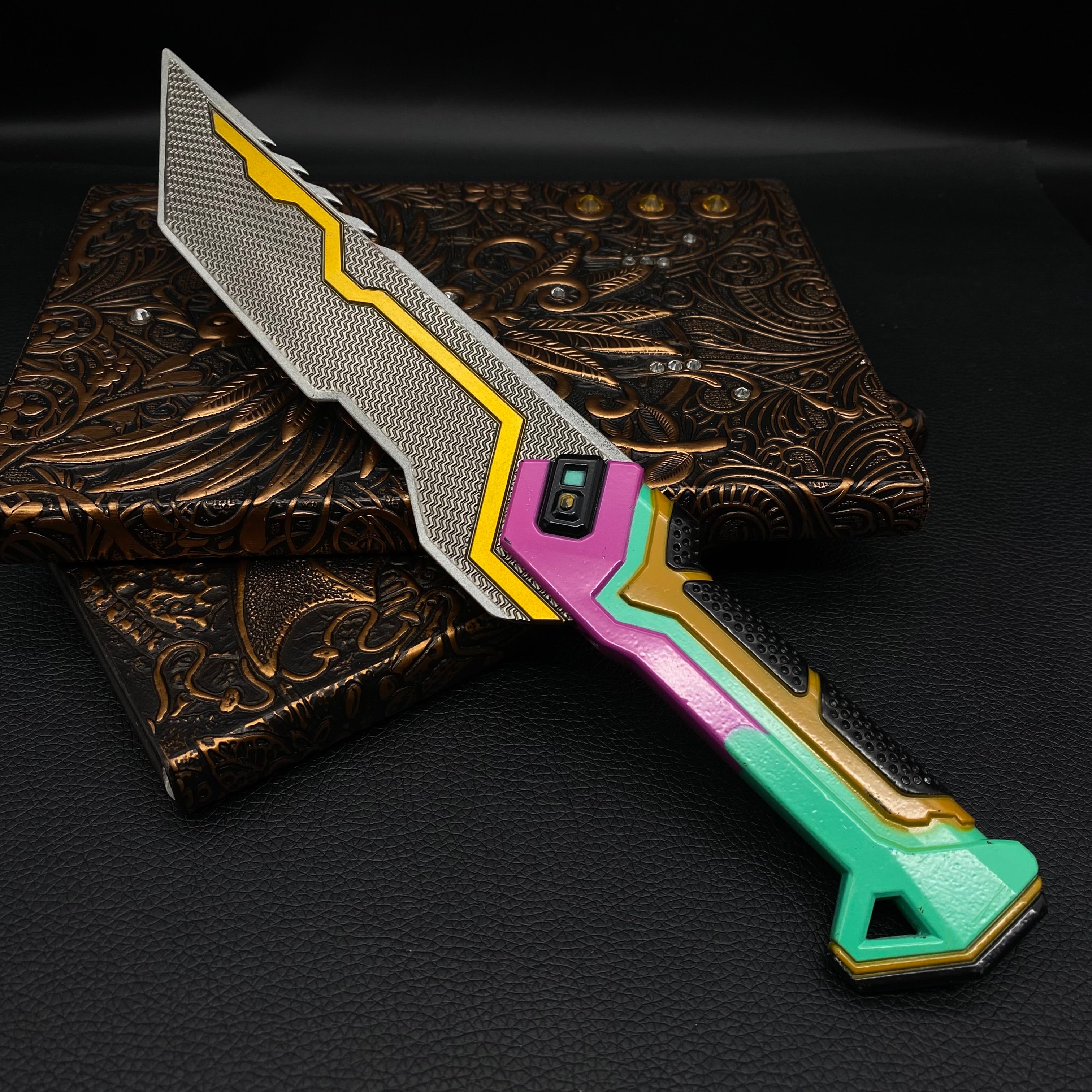 1:1 Glitchpop Knife Life Size Metal Replica--Blunt Blade - Tophatter Daily Deals