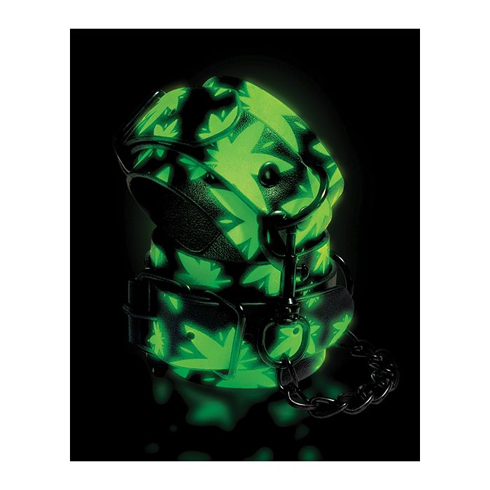 Stoner Vibes Glow in the Dark Ankle Cuffs - Tophatter Daily Deals