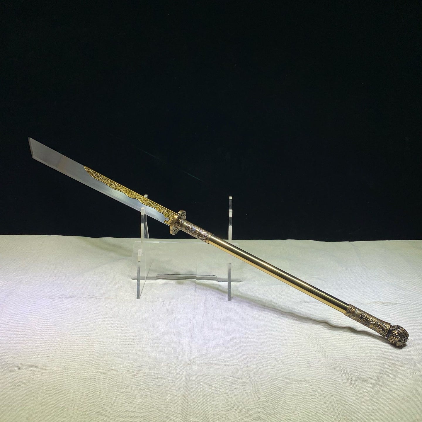 Golden Armor Integrated Mo Dao (Tang Dynasty Long-Handle Weapon) - Tophatter Daily Deals