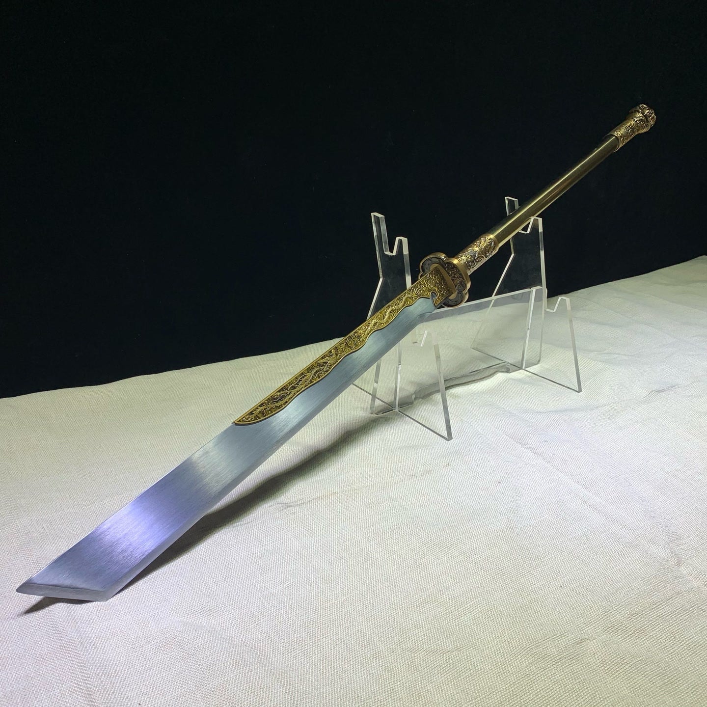 Golden Armor Integrated Mo Dao (Tang Dynasty Long-Handle Weapon) - Tophatter Daily Deals