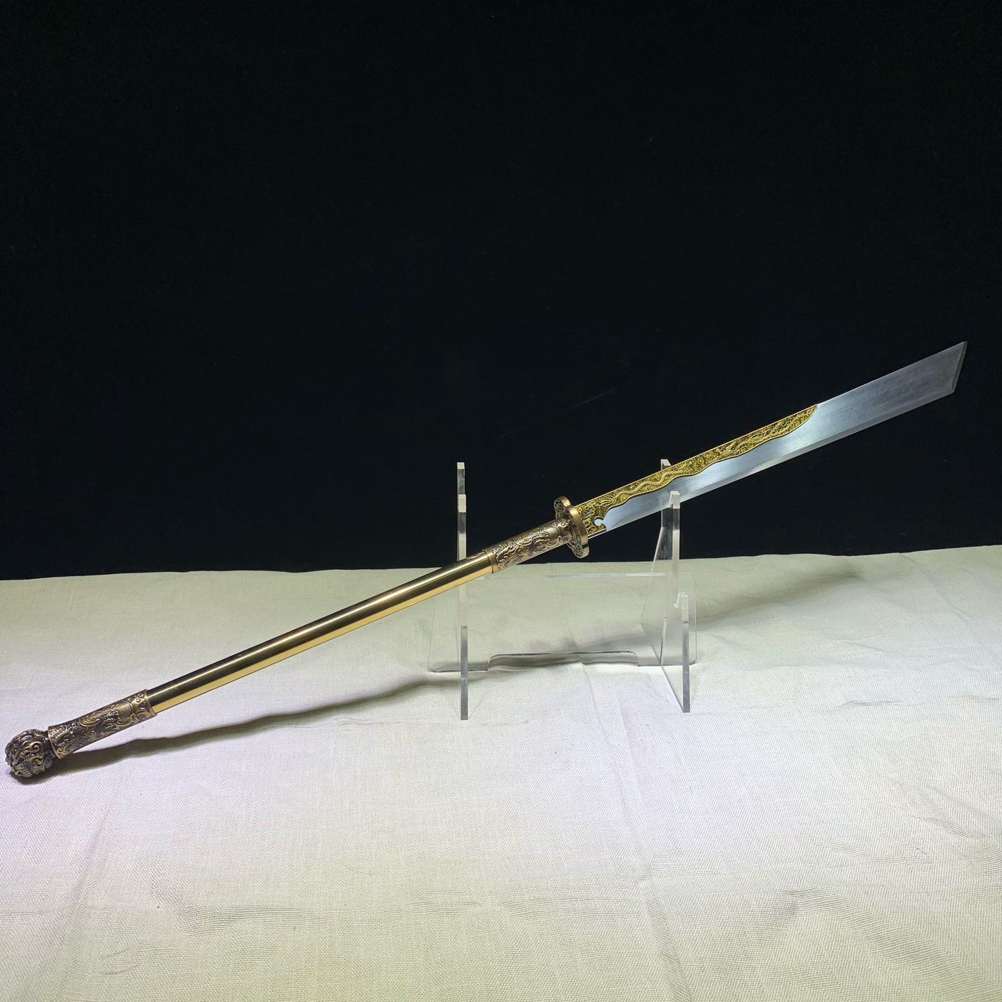 Golden Armor Integrated Mo Dao (Tang Dynasty Long-Handle Weapon) - Tophatter Daily Deals