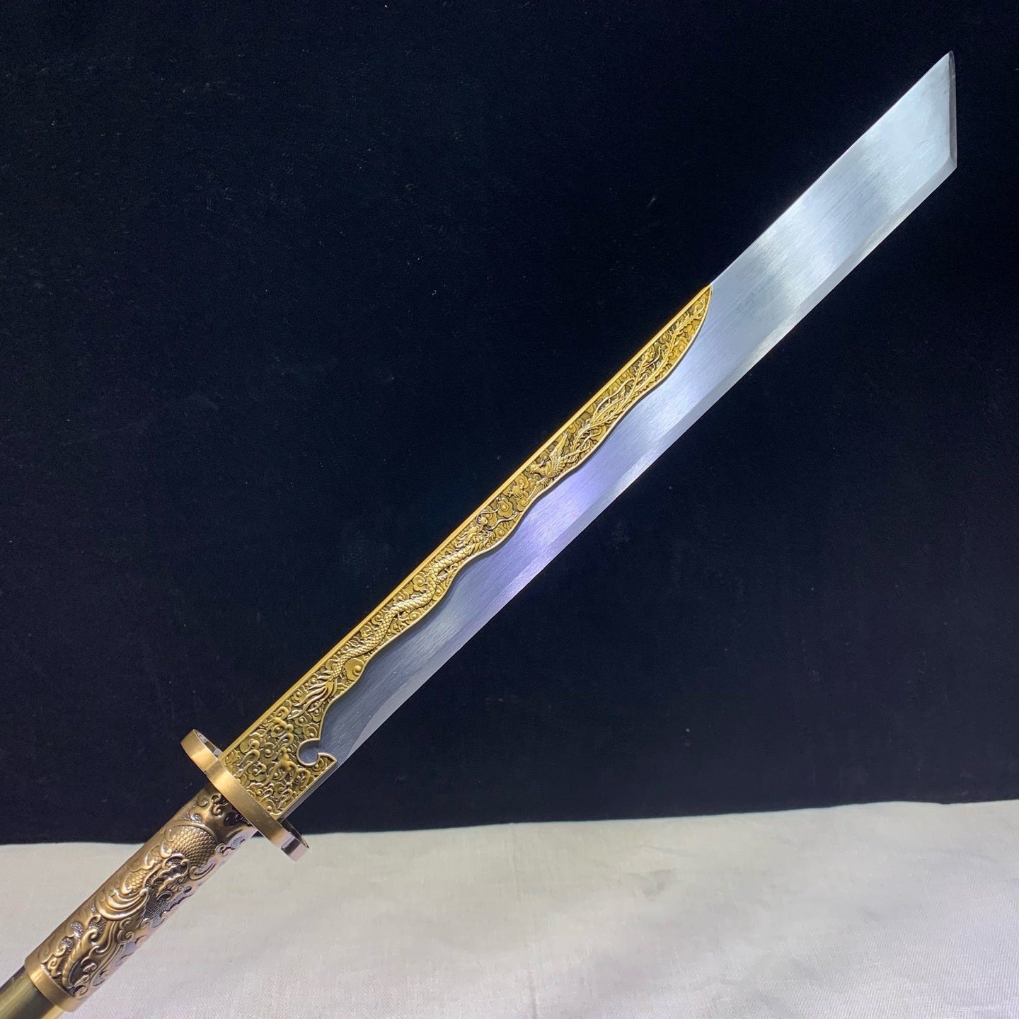 Golden Armor Integrated Mo Dao (Tang Dynasty Long-Handle Weapon) - Tophatter Daily Deals