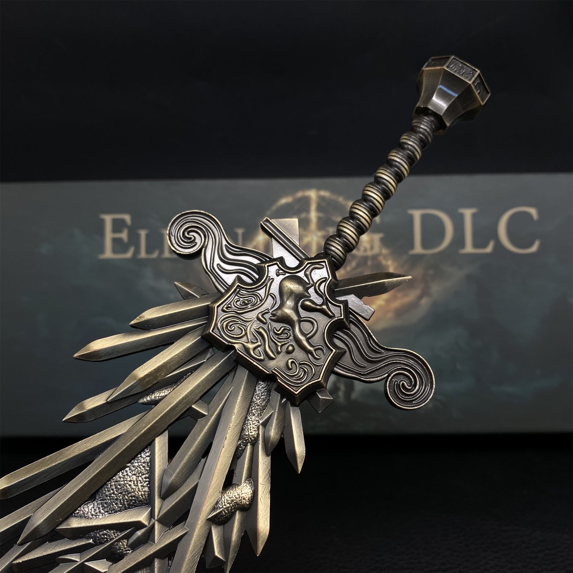 Soul Game Grafted Blade Greatsword Metal Replica - Tophatter Daily Deals