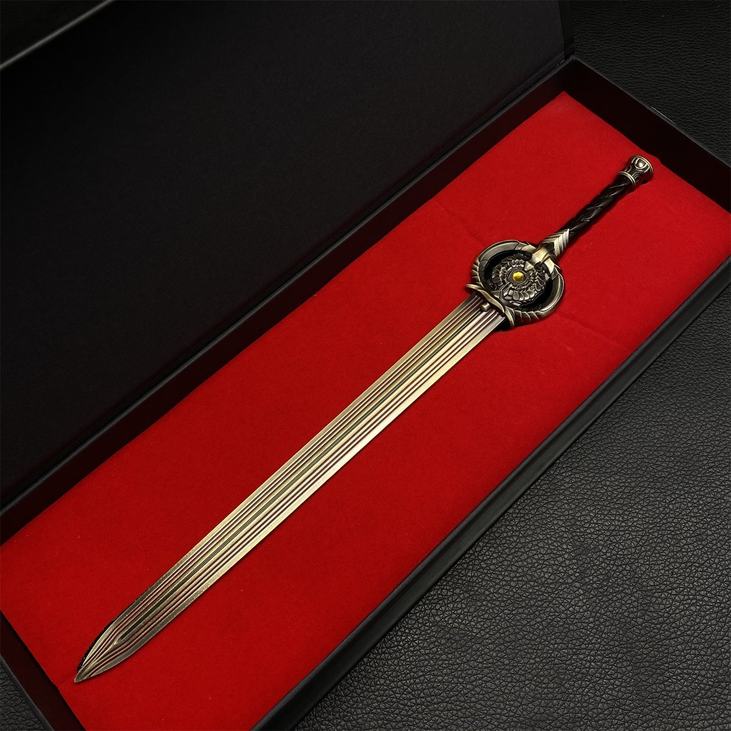 Hot Game Mini Greatsword Metal Miniature 22 Options Dawnbreaker Sword - Tophatter Daily Deals