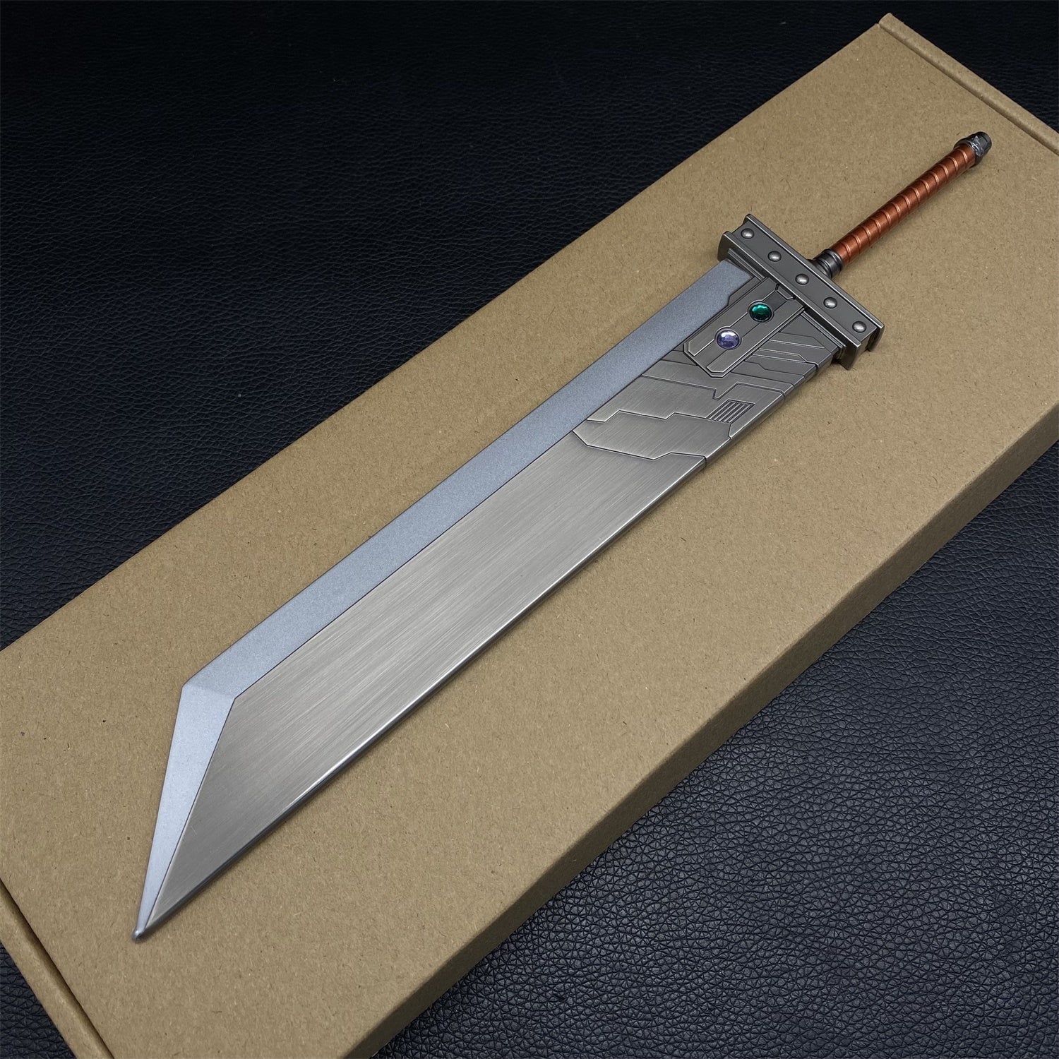 Hot Game Mini Greatsword Metal Miniature 22 Options Cloud's Buster Sword - Tophatter Daily Deals