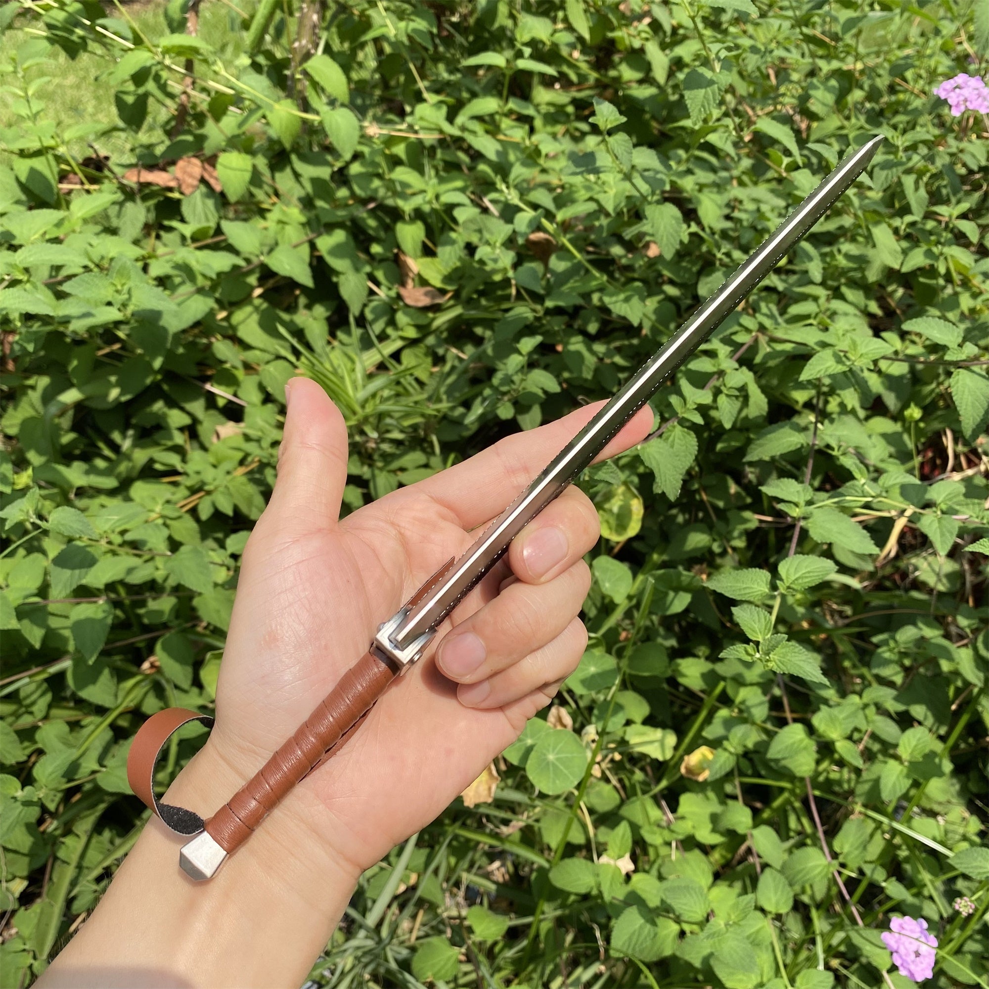 Anime Weapon Guts Sword Dragon Slayer Replica With Stand - Tophatter Daily Deals