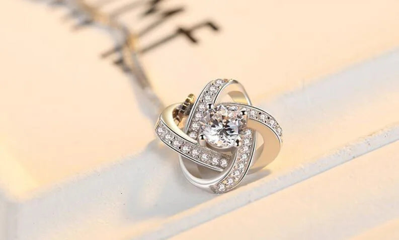 NNEOBA 925 Silver Four Leaf Clover Zircon Necklace Fashion > Women's Fashion > Women's Jewellery - Tophatter Daily Deals