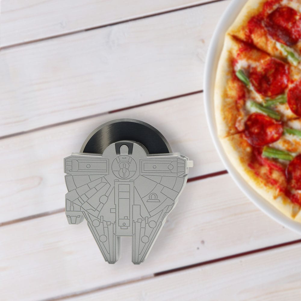 Star Wars – Millennium Falcon Pizza Cutter Pizza Cutter - Tophatter Daily Deals