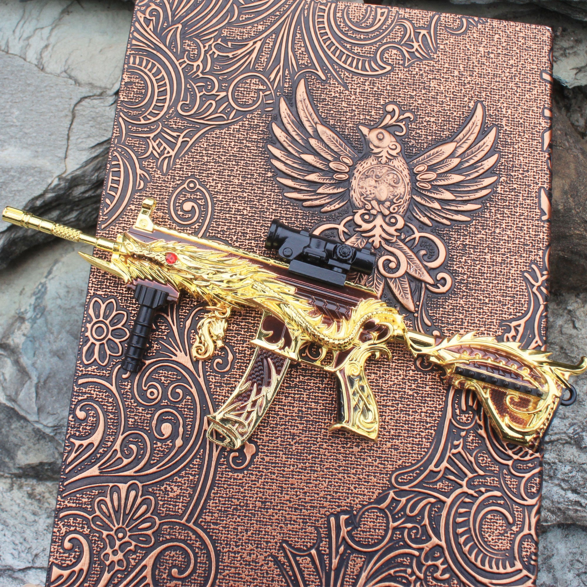 Golden Five Claw Dragon HK416 Miniature Metal Gun 20CM/7.9" - Tophatter Daily Deals