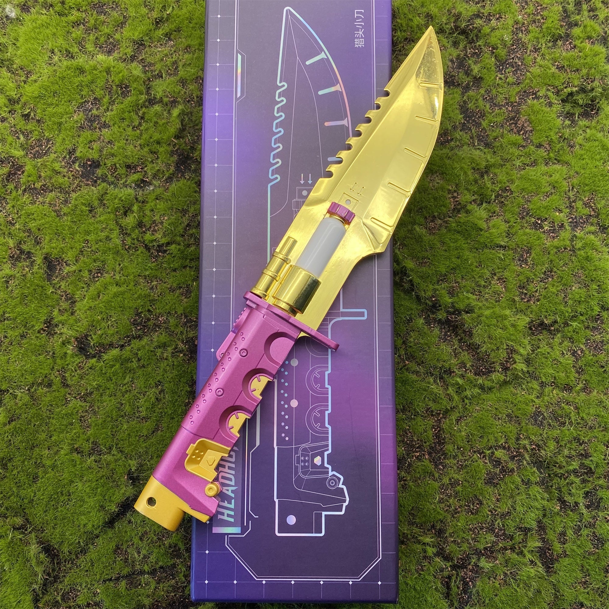 Headhunter Life Size Metal Replica - Tophatter Daily Deals