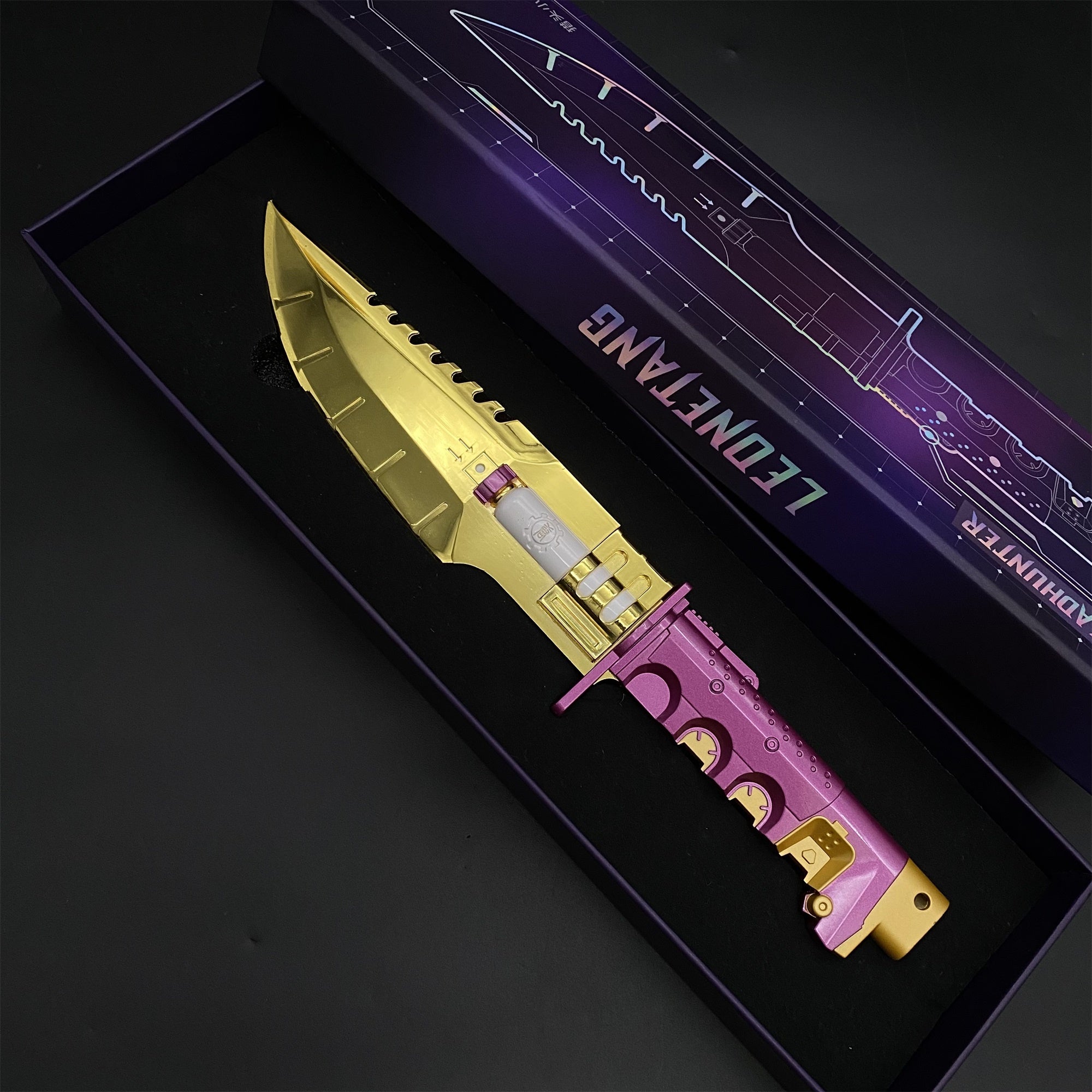 Headhunter Life Size Metal Replica - Tophatter Daily Deals