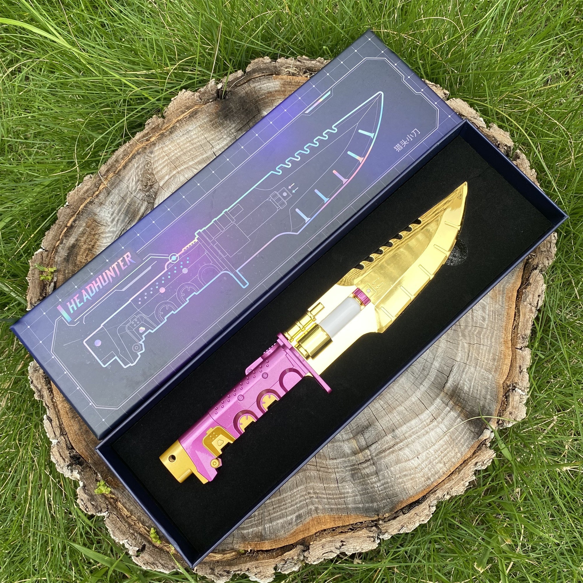 Headhunter Life Size Metal Replica - Tophatter Daily Deals