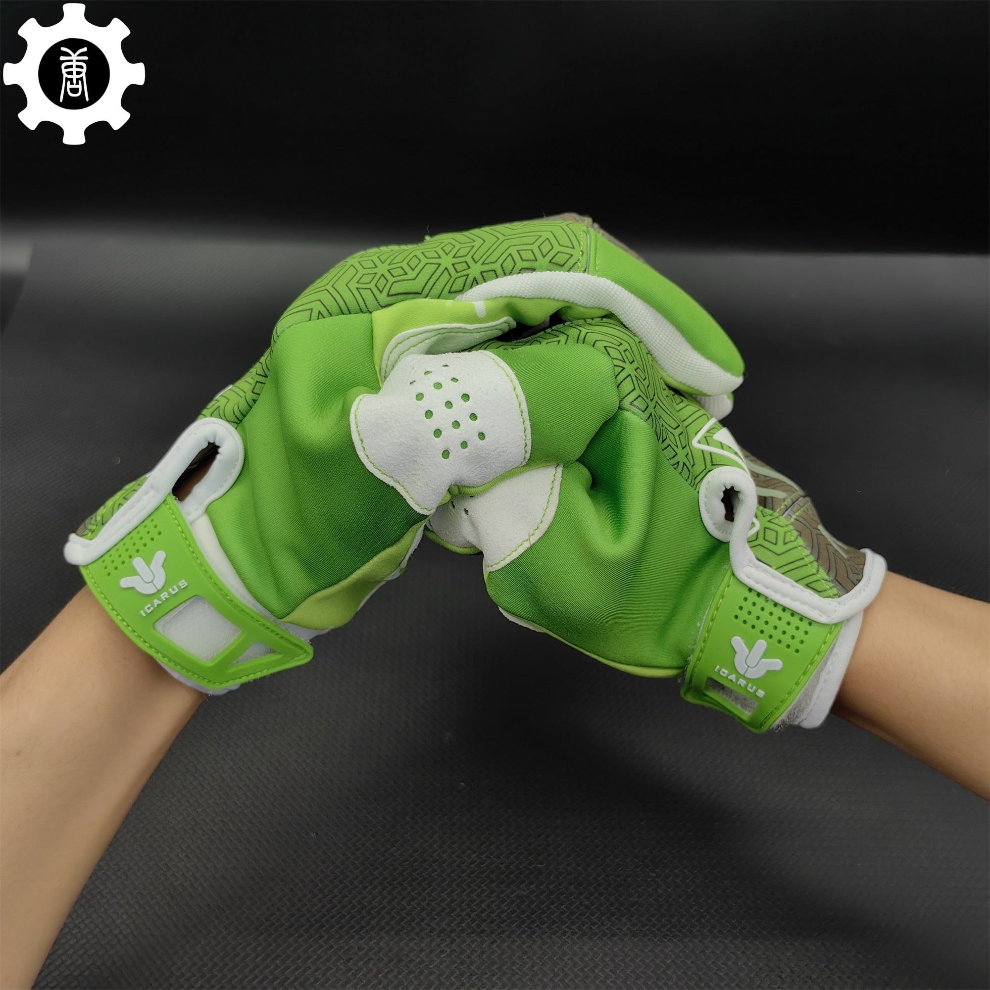 Hedge Maze Sport Gloves A Pair Cosplay Prop - Tophatter Daily Deals