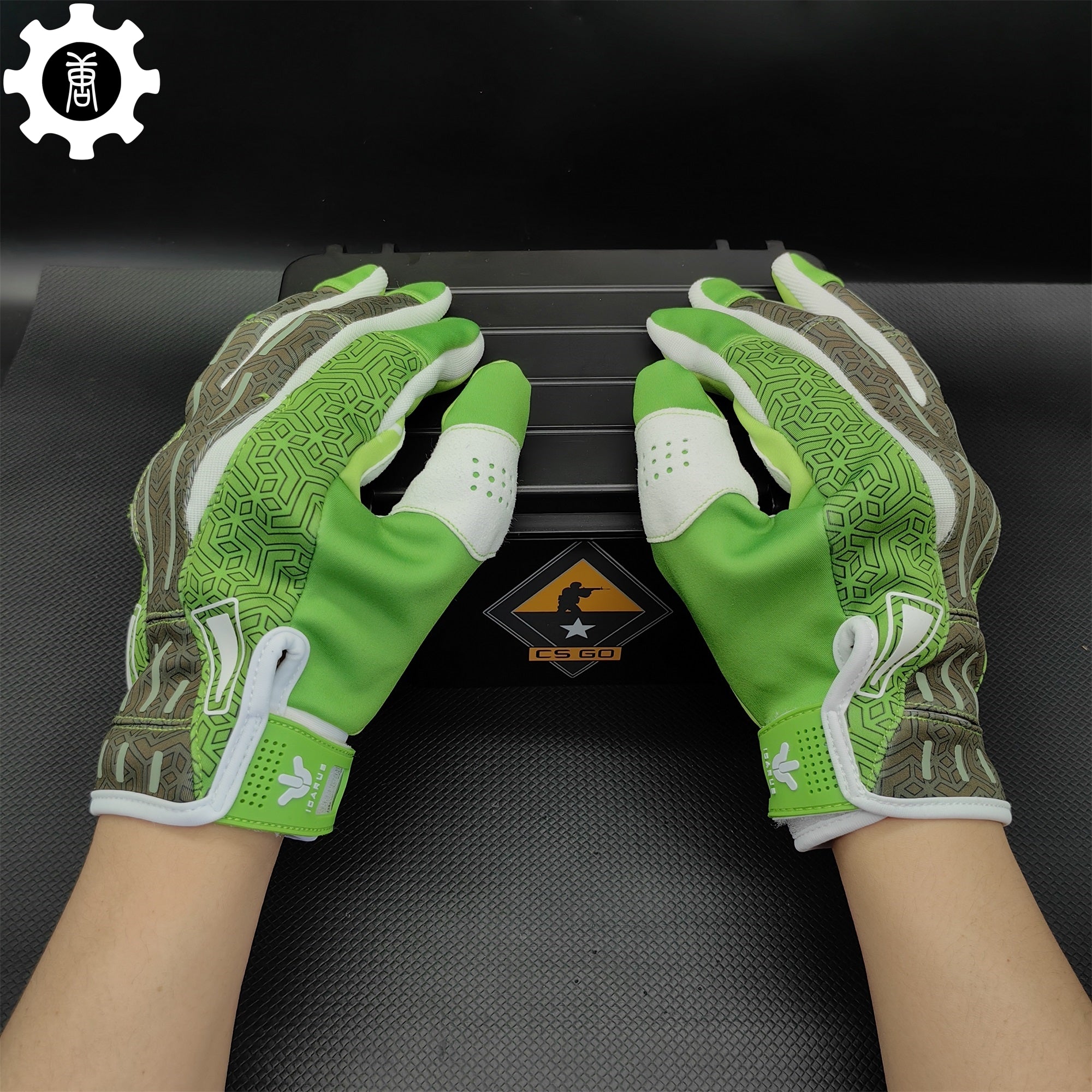 Hedge Maze Sport Gloves A Pair Cosplay Prop - Tophatter Daily Deals