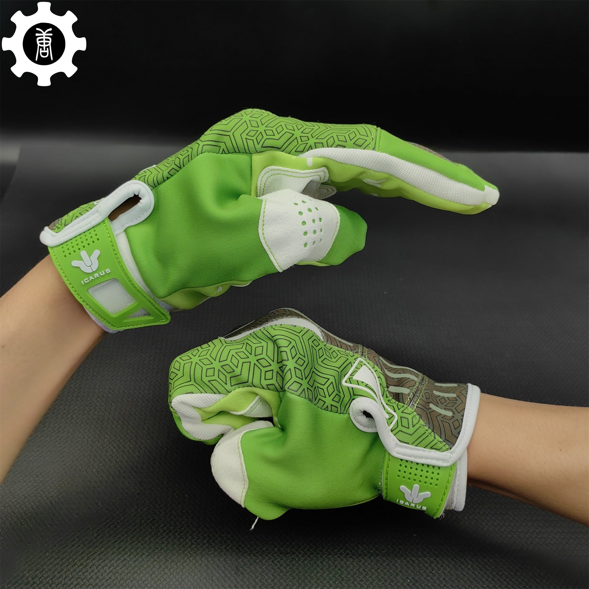Hedge Maze Sport Gloves A Pair Cosplay Prop - Tophatter Daily Deals