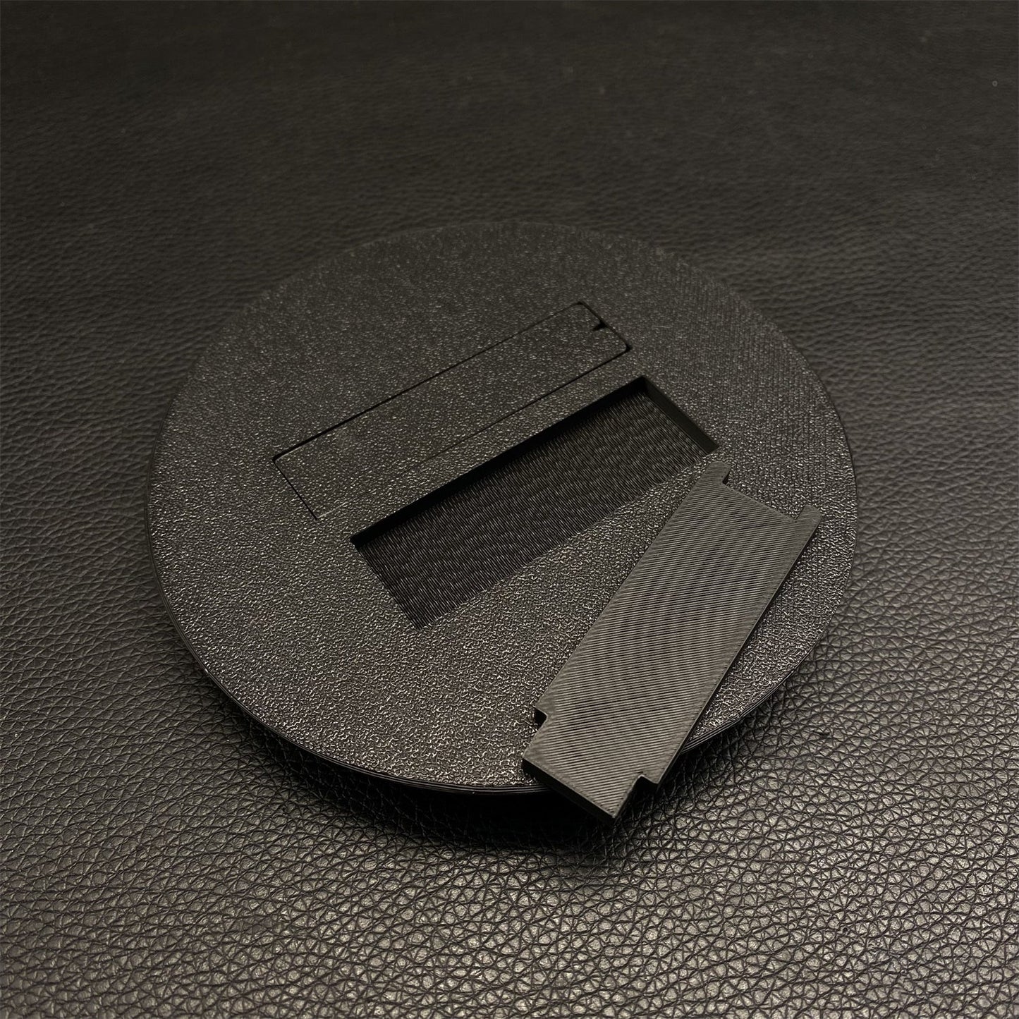 3D Printed Octane Heirloom Display Holder - Tophatter Daily Deals