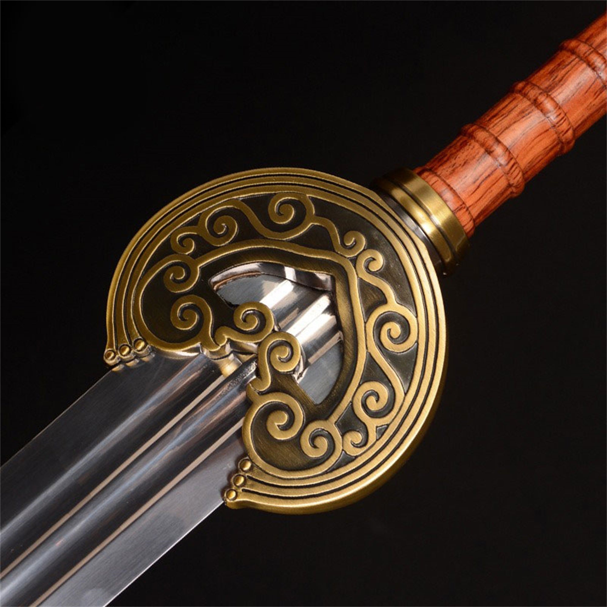 IRL Herrugrim Sword Of King Rohan Metal Replica - Tophatter Daily Deals