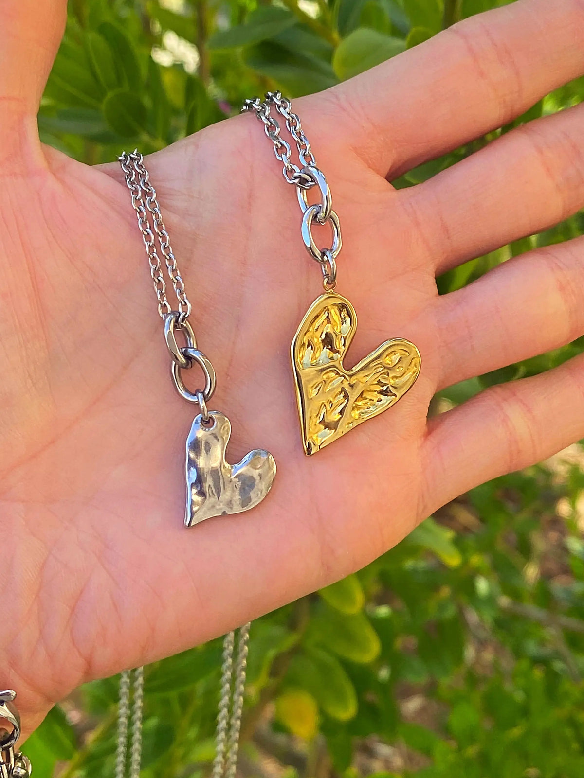 REBEL HEART NECKLACE Necklaces - Tophatter Daily Deals
