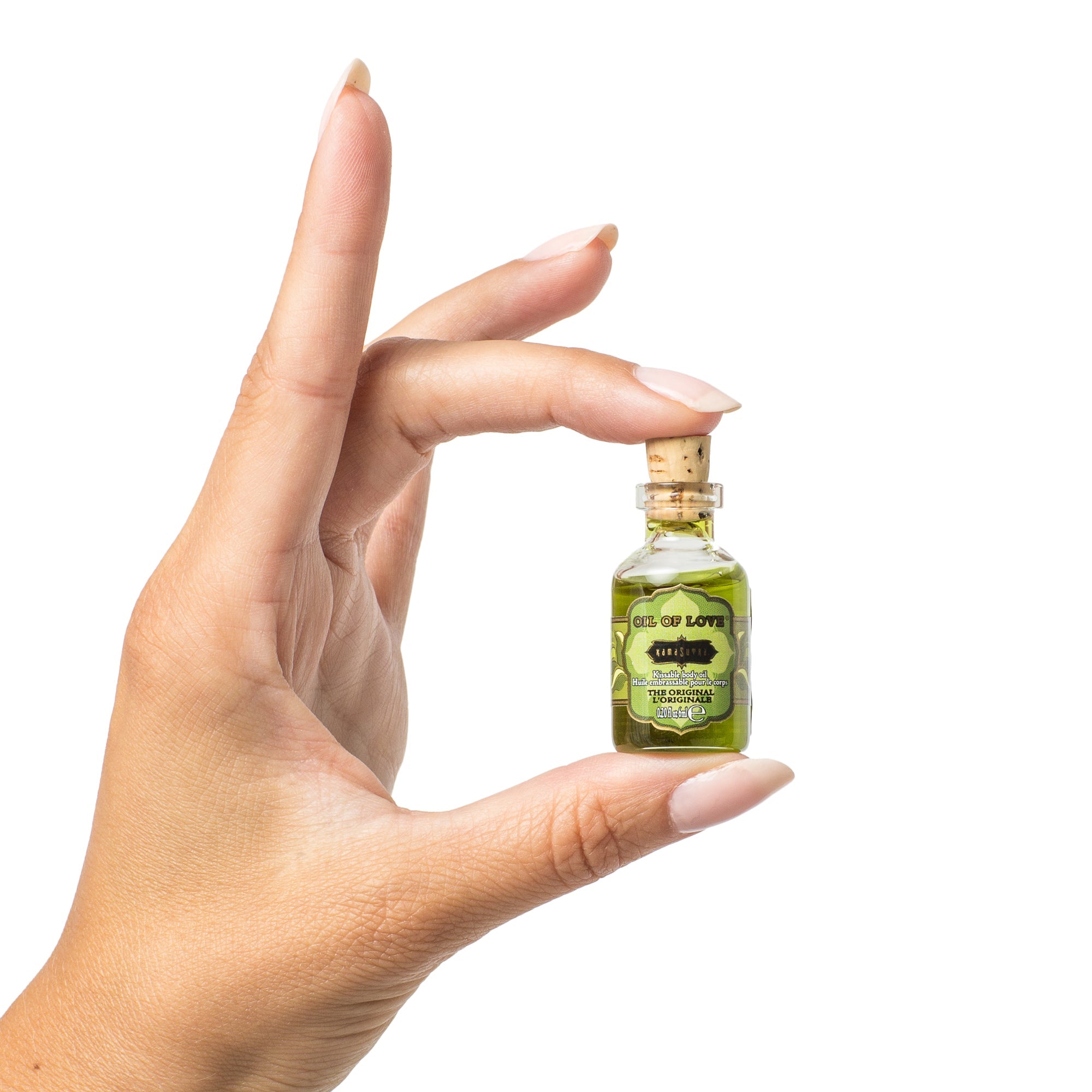 The Weekender Kit Sample Size Kit of Our Popular Products - Tophatter Daily Deals