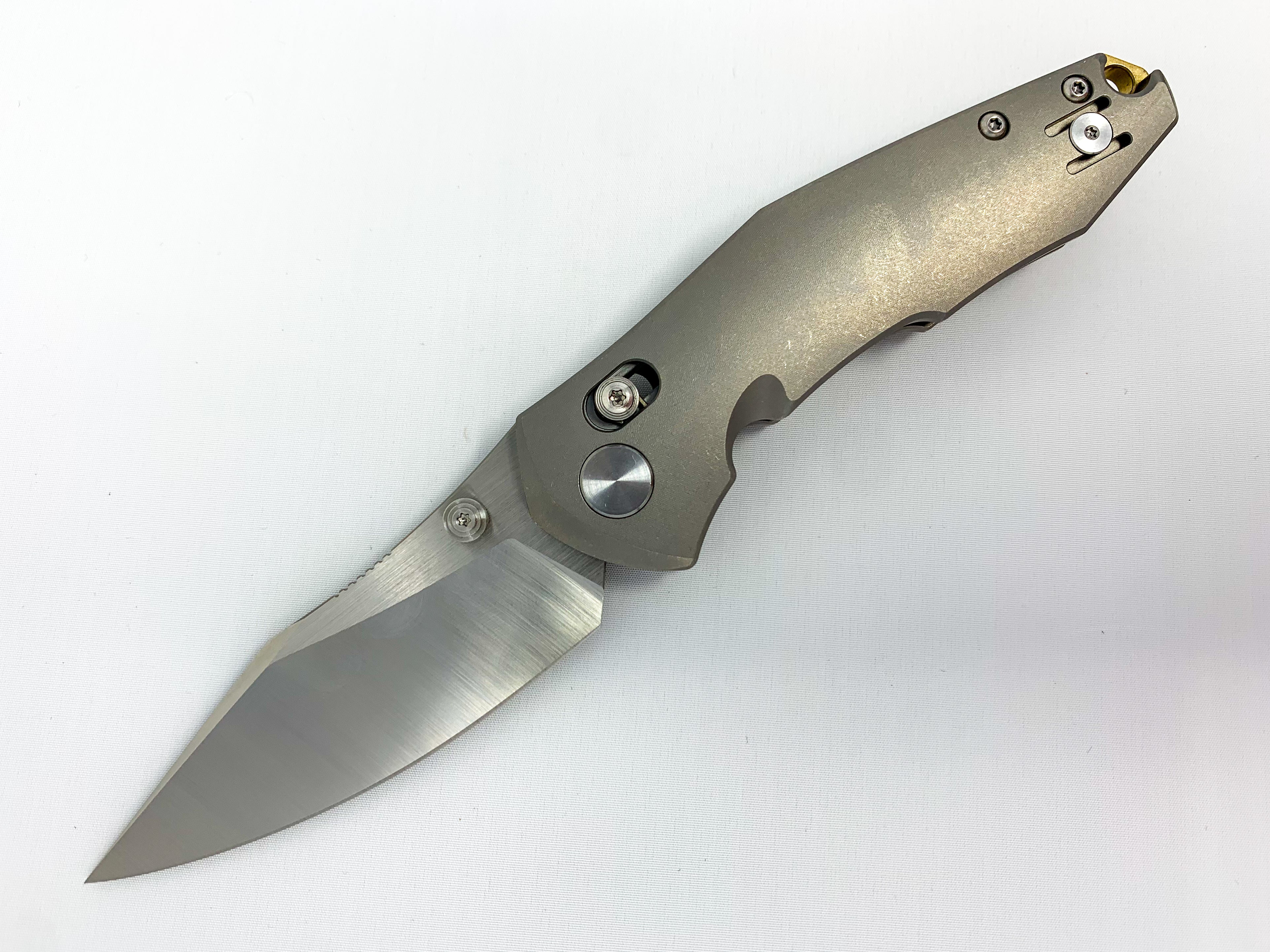 GiantMouse ACE Nazca - Cross Bar Lock - Titanium Collectors - Tophatter Daily Deals