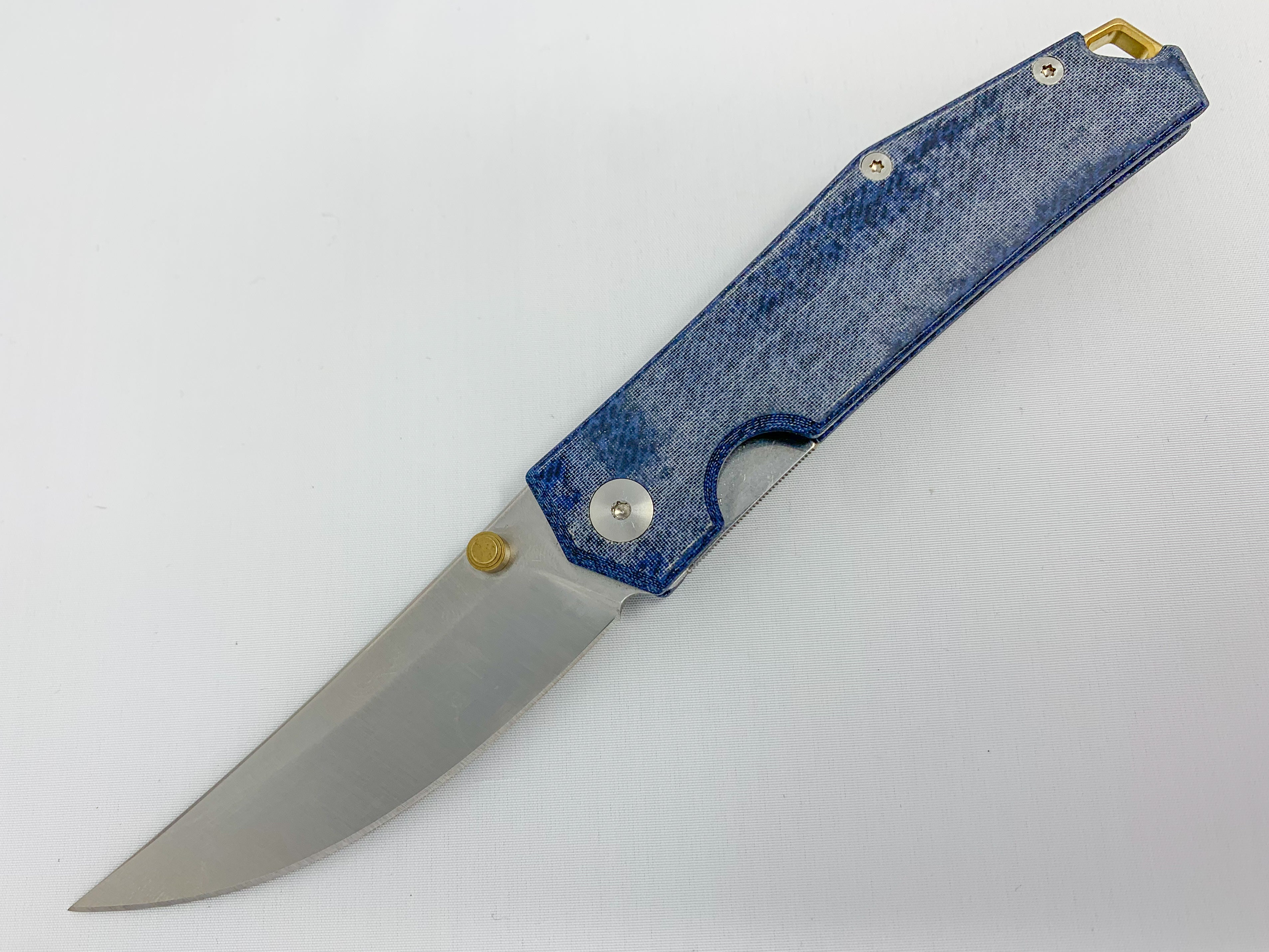 GiantMouse ACE Clyde - Denim Micarta - CPM-20CV - Brass Thumbstud and Backspacer Knives - Tophatter Daily Deals