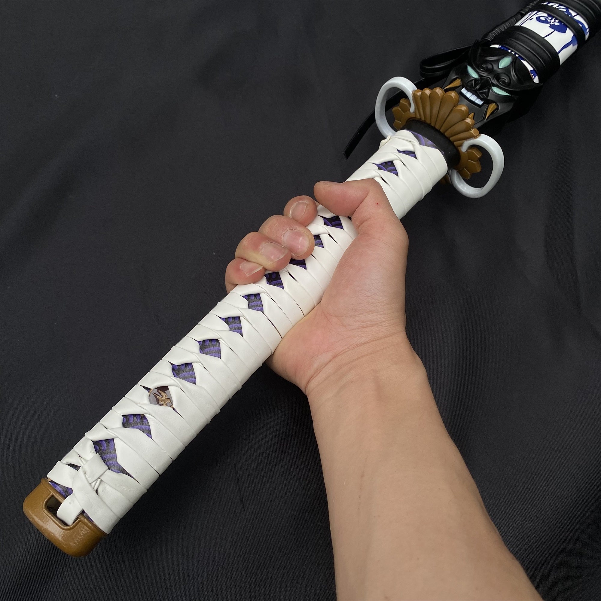 Life-size Onimaru Kunitsuna Katana Metal Replica For Cosplay Only - Tophatter Daily Deals