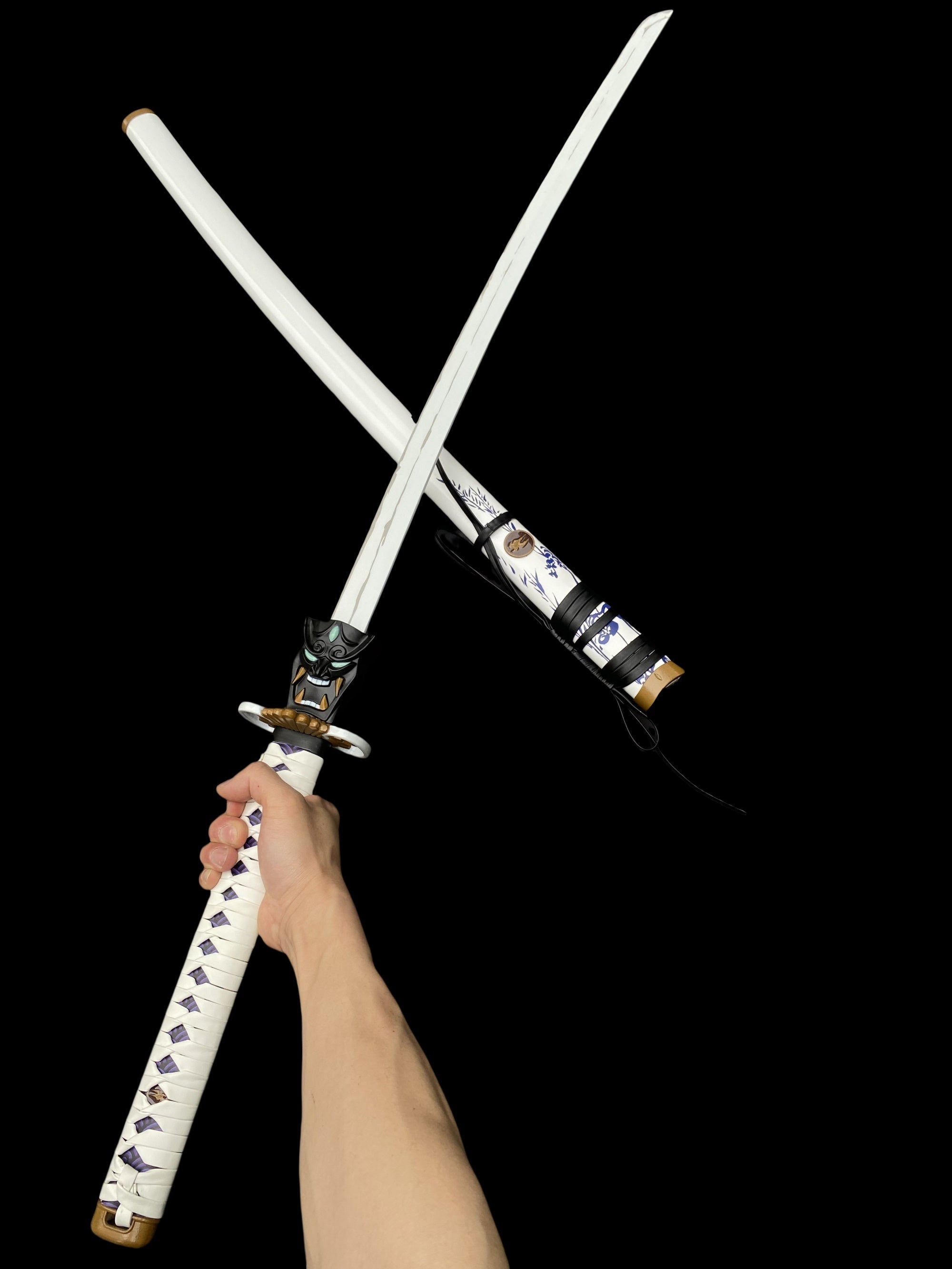 Life-size Onimaru Kunitsuna Katana Metal Replica For Cosplay Only - Tophatter Daily Deals