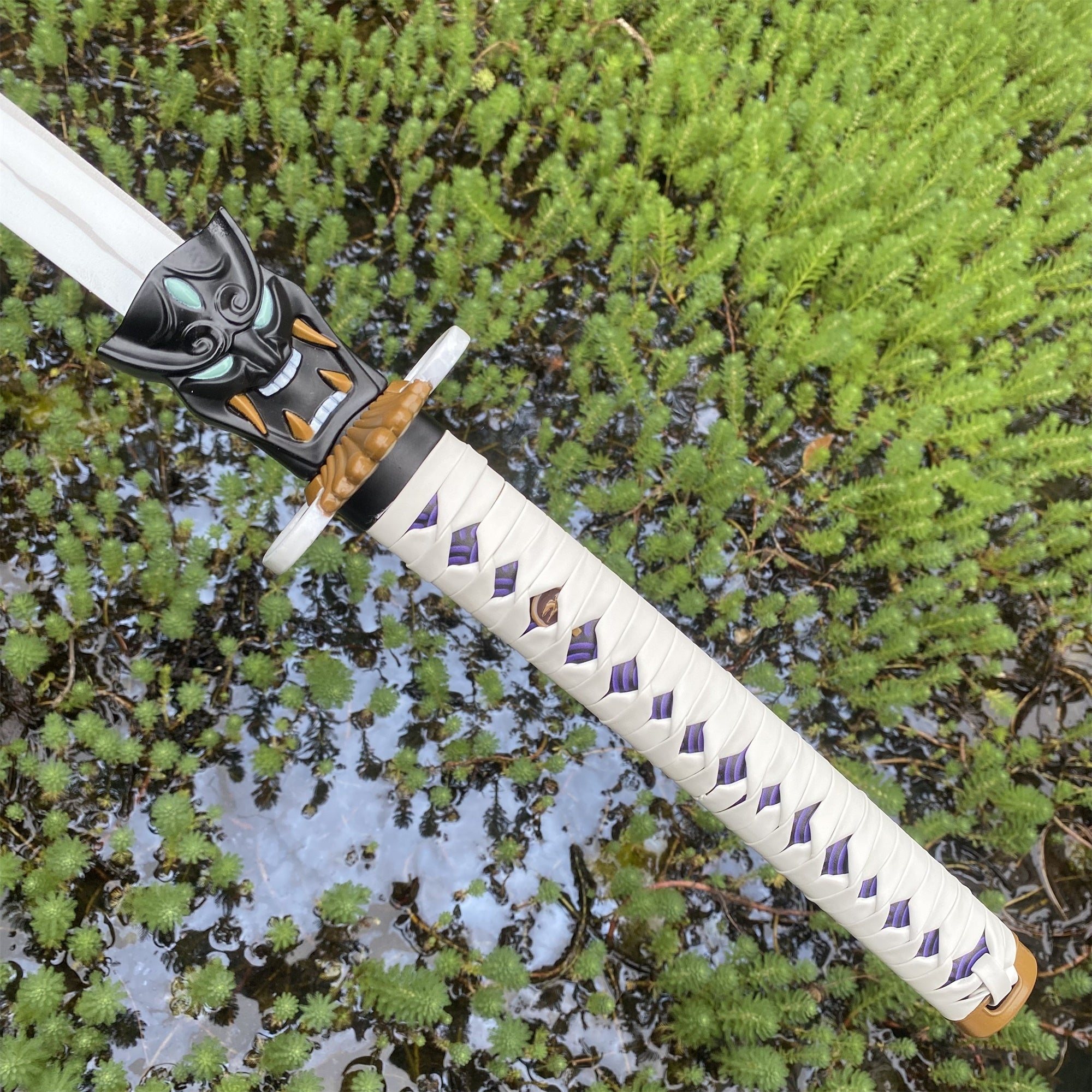 Life-size Onimaru Kunitsuna Katana Metal Replica For Cosplay Only - Tophatter Daily Deals