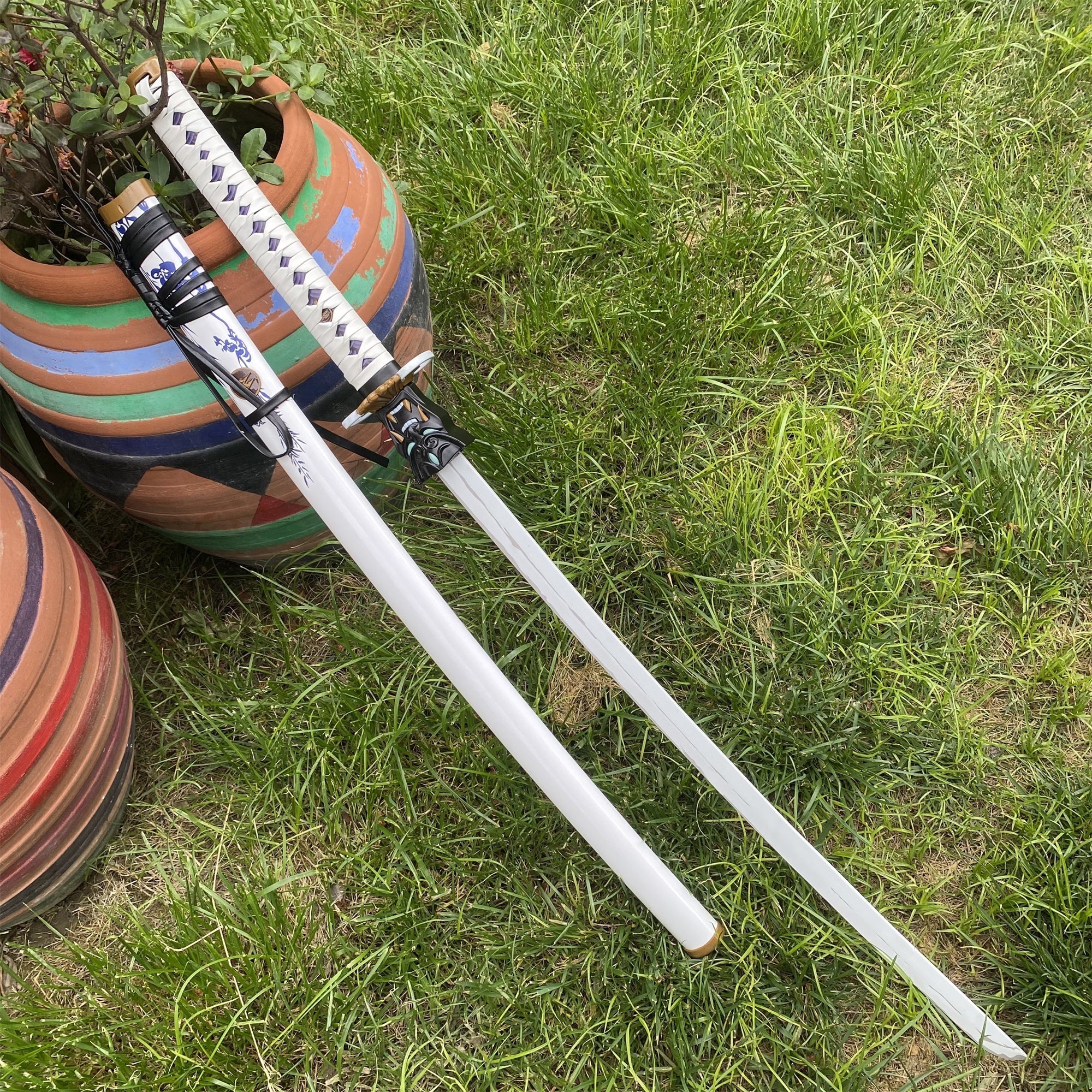 Life-size Onimaru Kunitsuna Katana Metal Replica For Cosplay Only - Tophatter Daily Deals