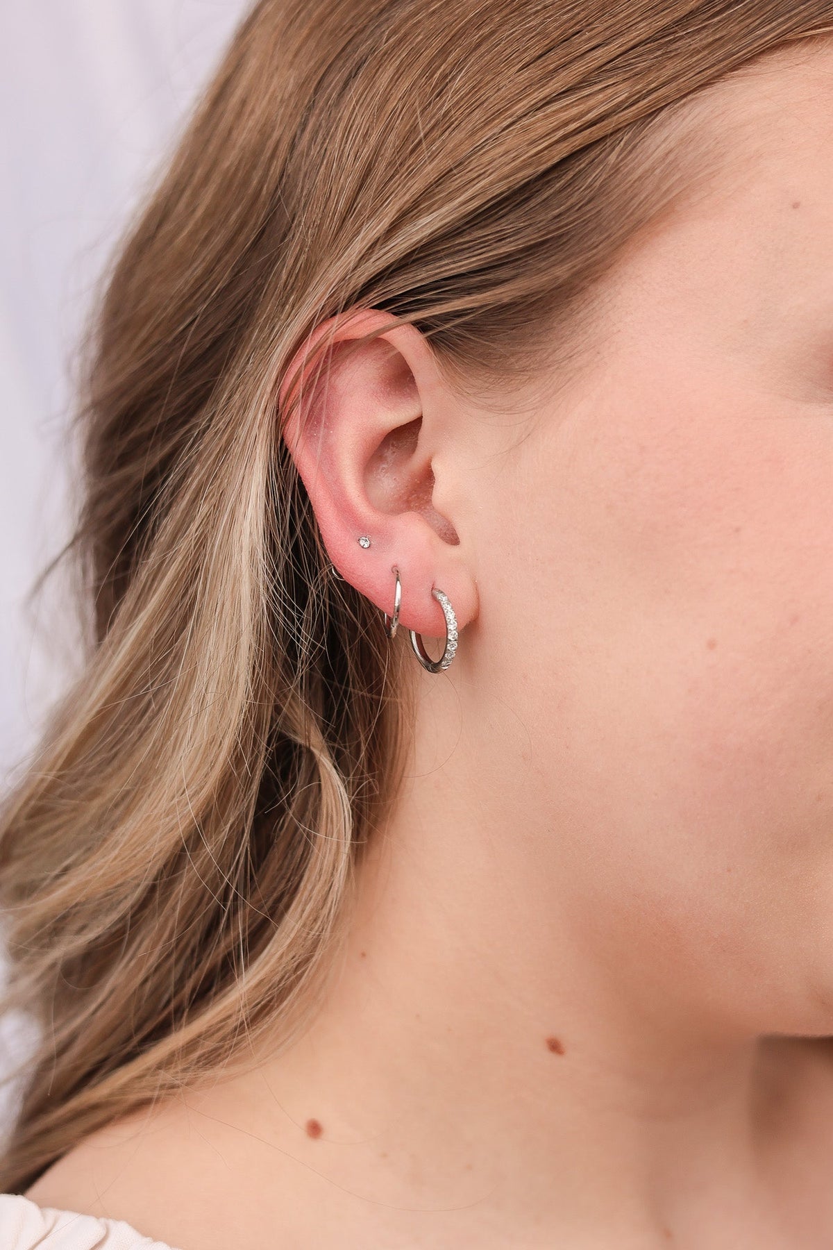Crystal Flat Back Stud Earrings - Tophatter Daily Deals