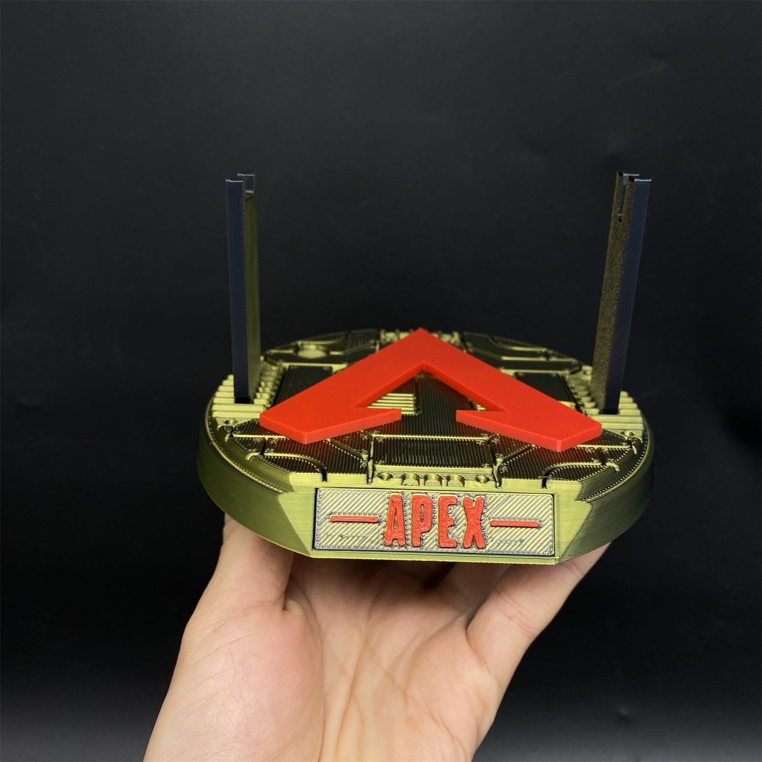 Octane Heirloom 3D Printed Display Holder With Fade Effect - Tophatter Daily Deals