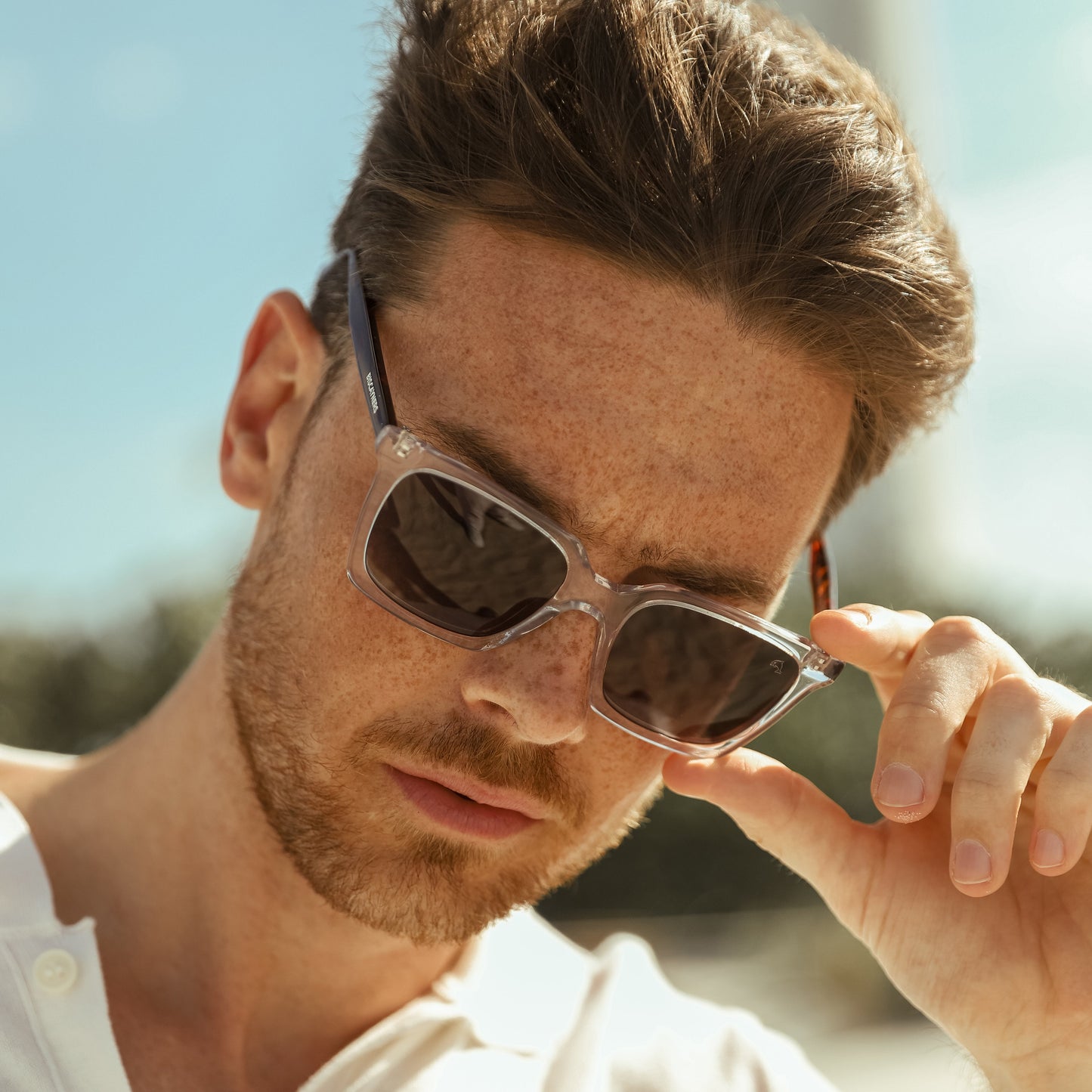 Biscayners Bill Bags Crystal Grey Sunglasses Sunglasses - Tophatter Daily Deals