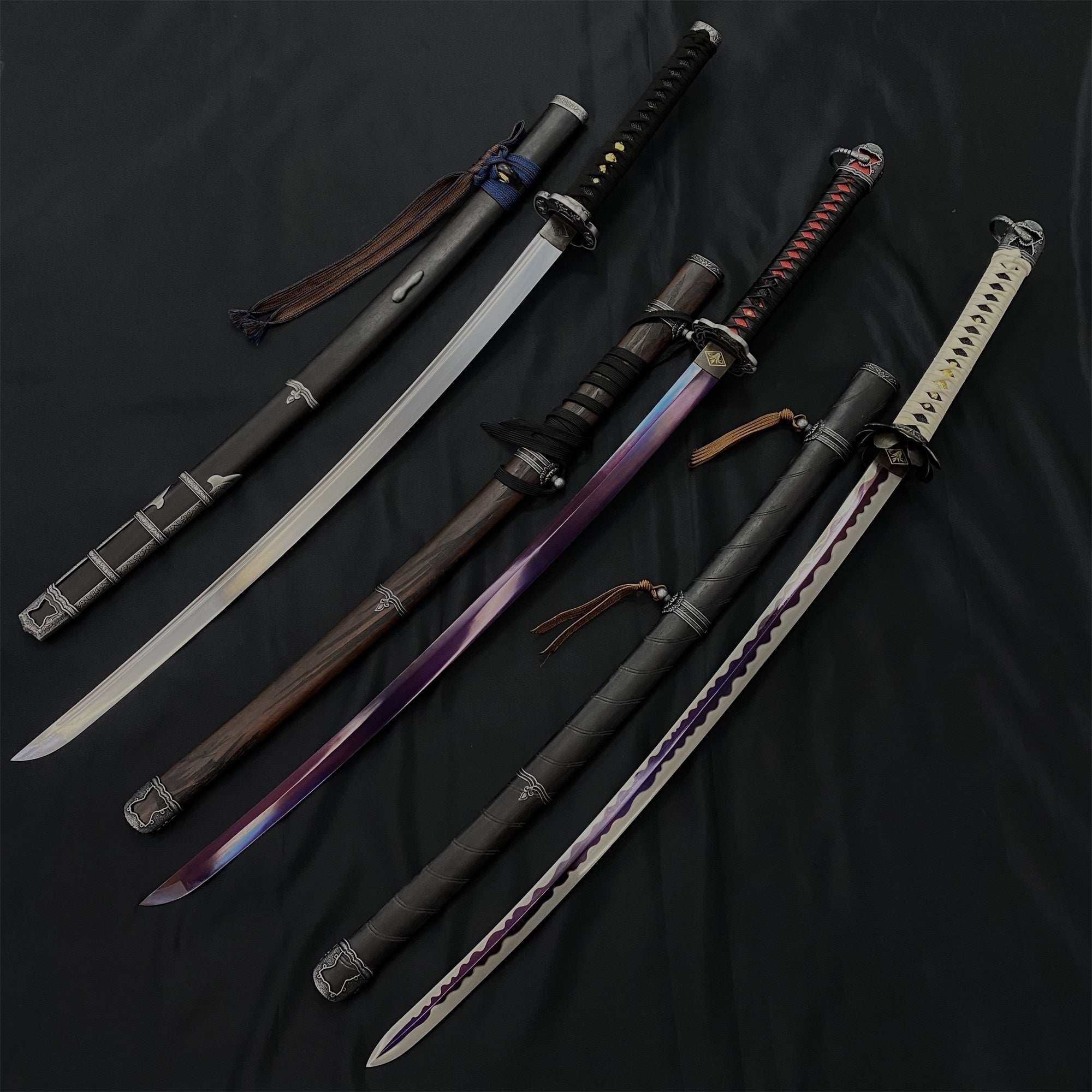 Life-Size Kusabimaru Katana, Gracious Gift of Tears, Black Mortal Blade Replicas - Tophatter Daily Deals