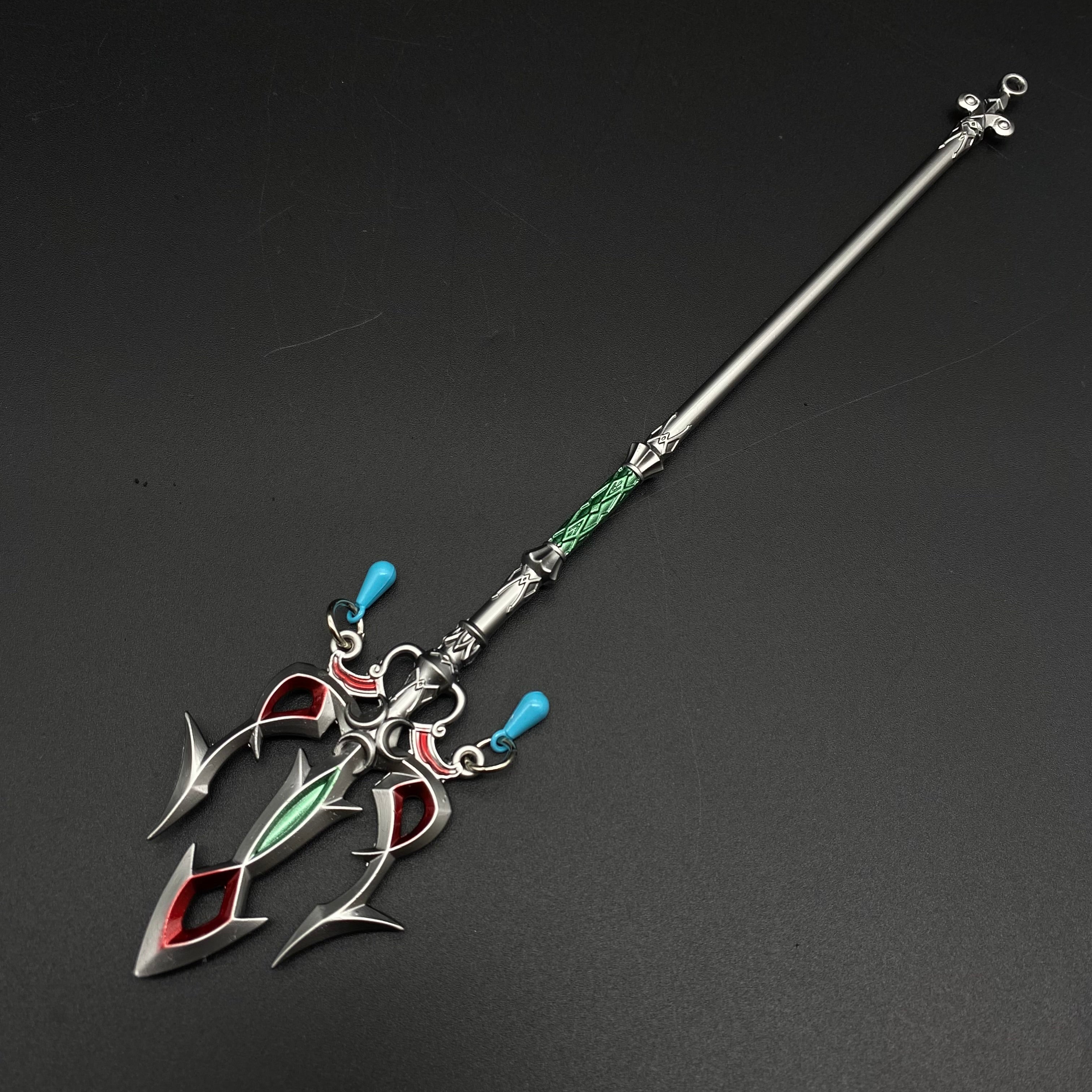The Link Lightscale Trident Miniature Metal Replica 22CM/8.7" - Tophatter Daily Deals