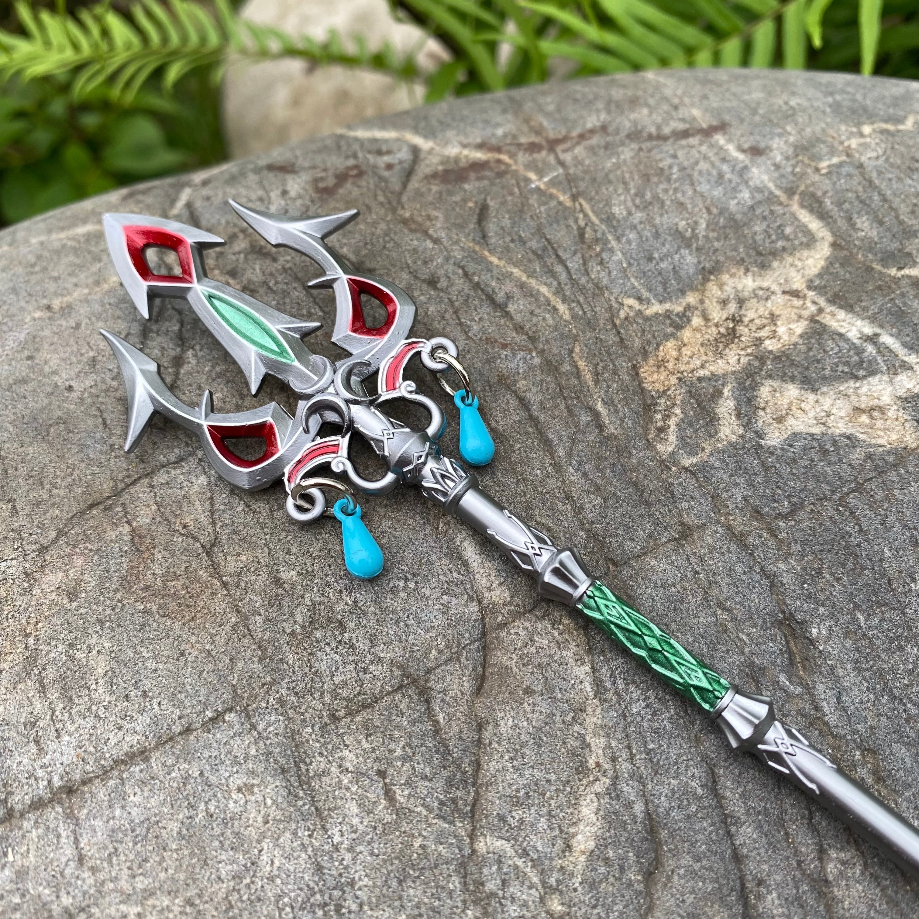 The Link Lightscale Trident Miniature Metal Replica 22CM/8.7" - Tophatter Daily Deals