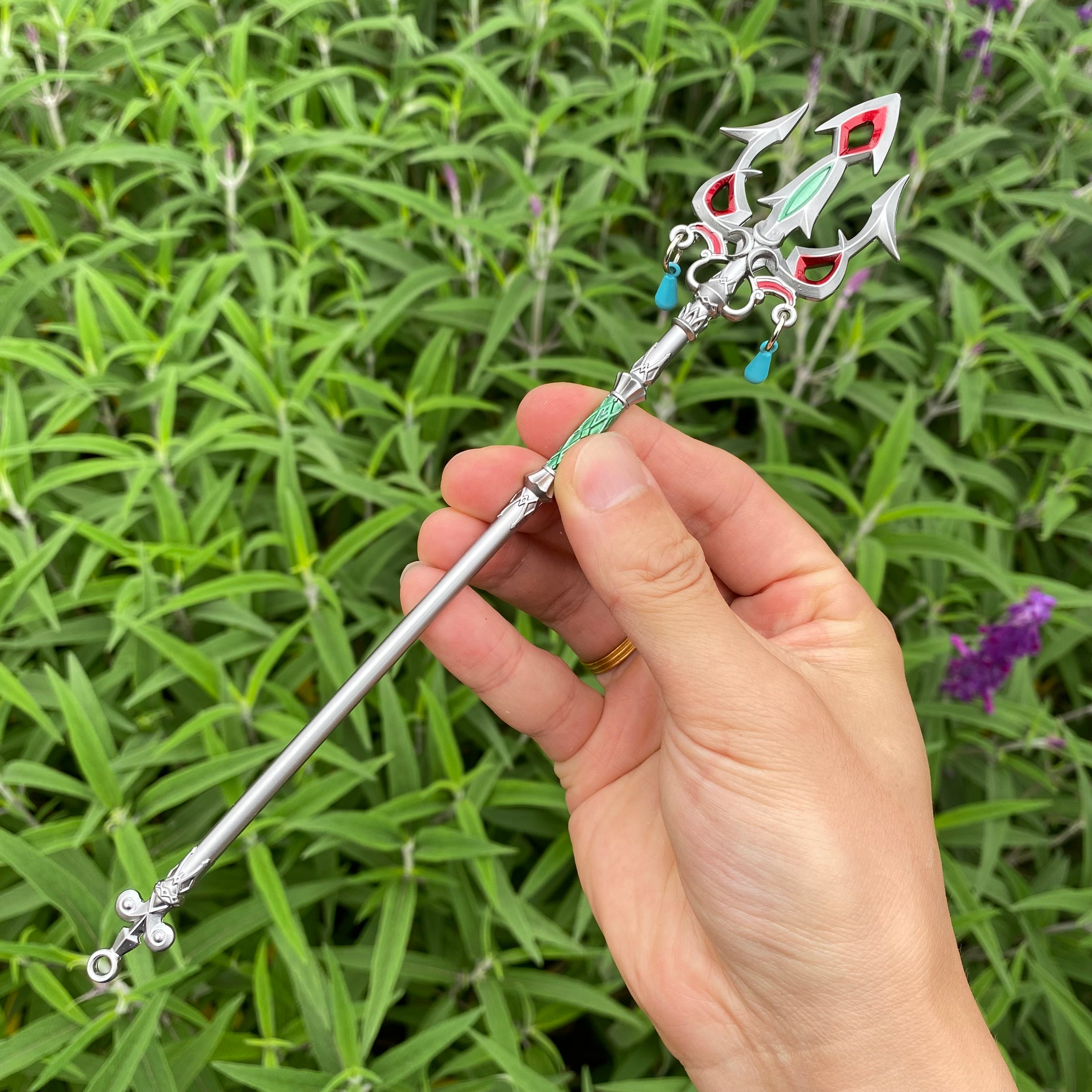 The Link Lightscale Trident Miniature Metal Replica 22CM/8.7