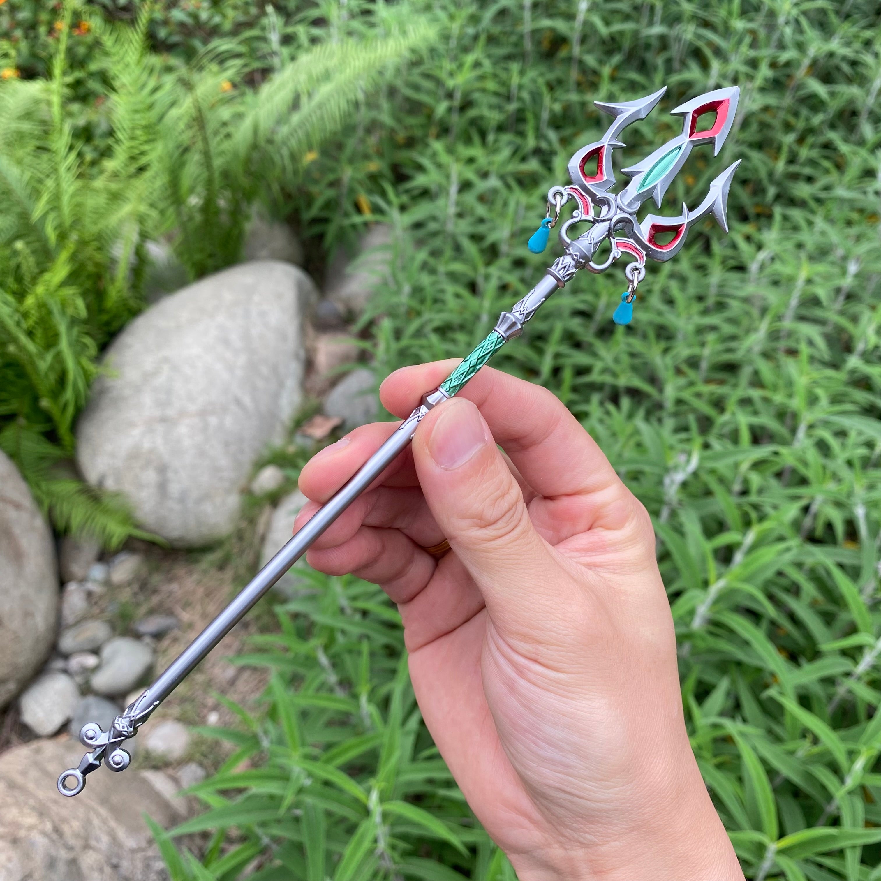 The Link Lightscale Trident Miniature Metal Replica 22CM/8.7