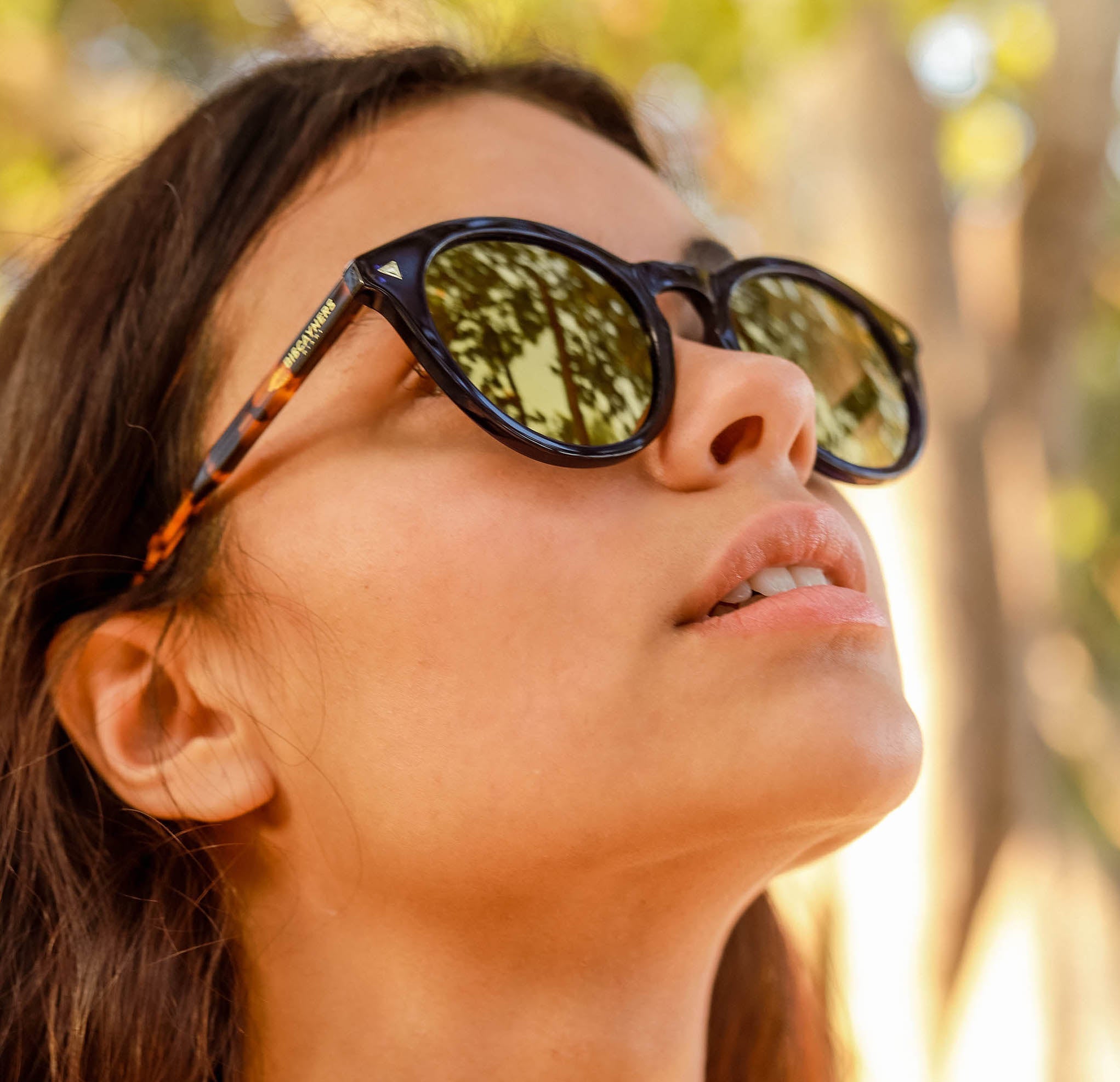 Biscayners Sunrise Navy Sunglasses Sunglasses - Tophatter Daily Deals