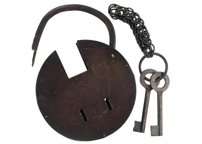 Bambridge Fleet Medieval Prison Cell Padlock historical period - Tophatter Daily Deals