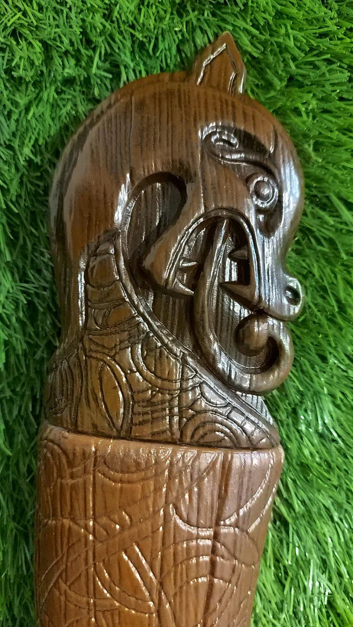 God Of War - Superior Ragnarok Leviathan Axe With UV Activated Runes Axe - Tophatter Daily Deals