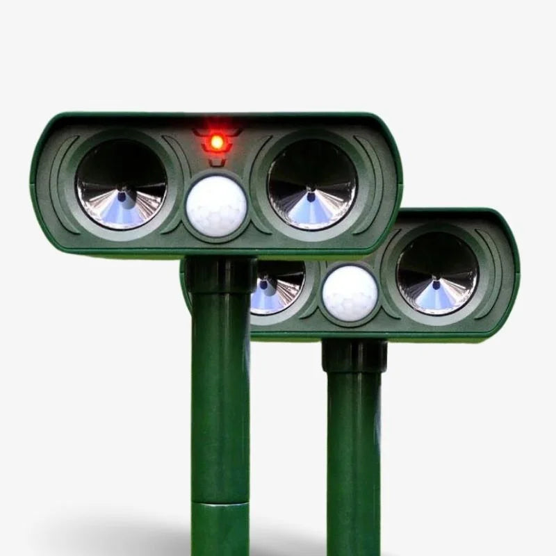 Ultrasonic Solar Pest Repeller Long Range Outdoor Garden BUY 2 Repellers - Tophatter Daily Deals
